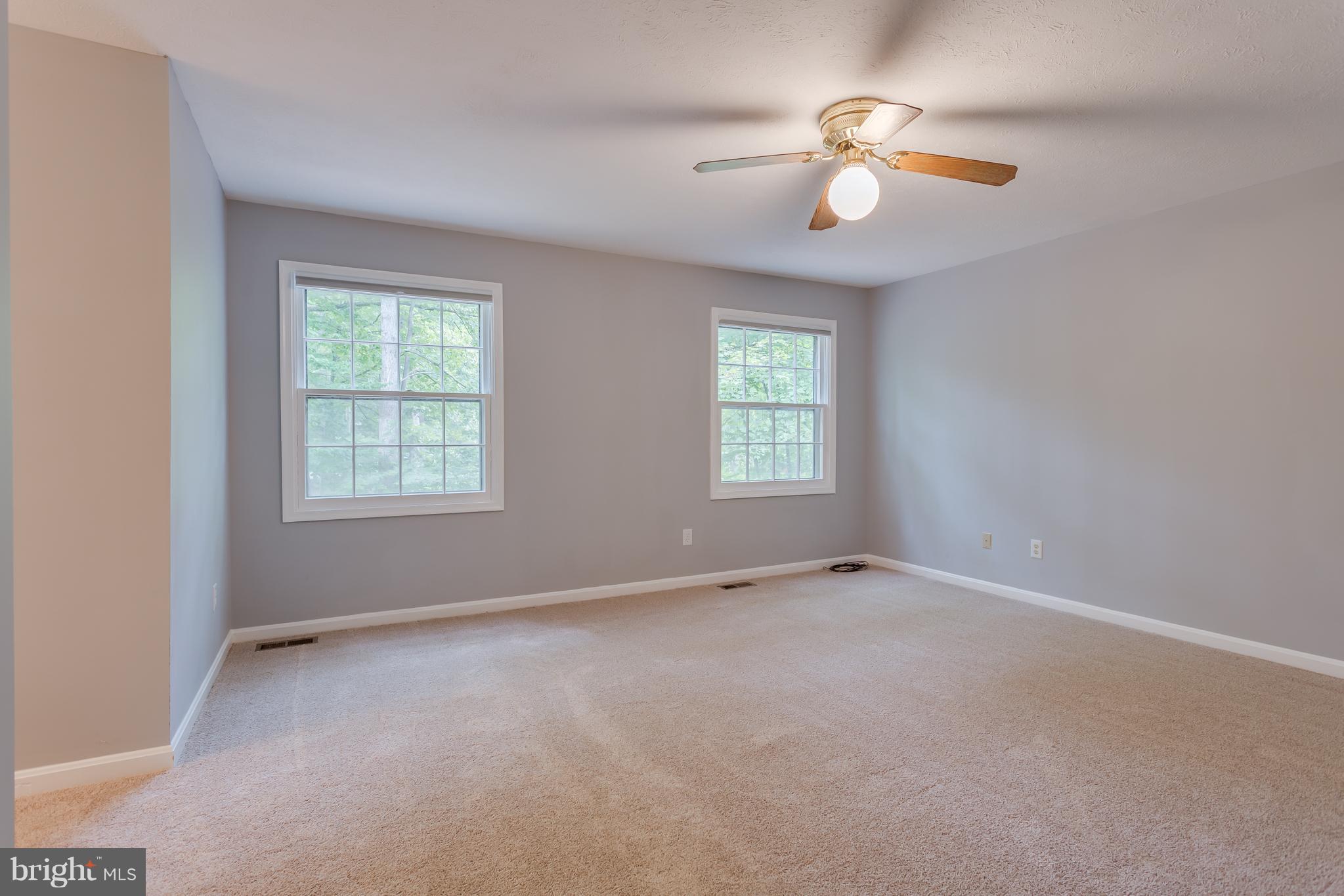 MINNIEVILLE MANOR - Residential