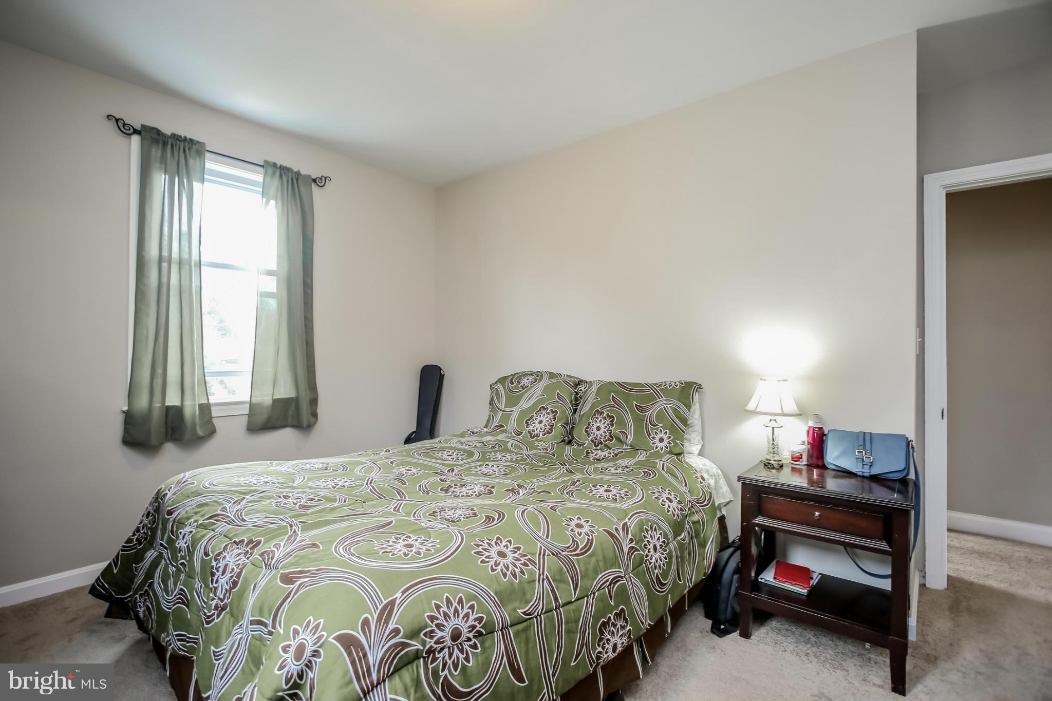 RAMBLEWOOD - Residential