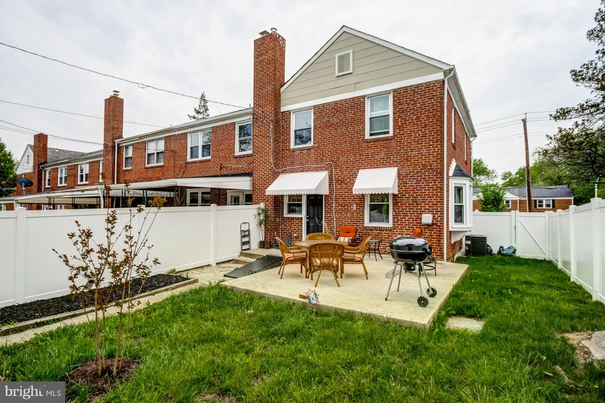 RAMBLEWOOD - Residential