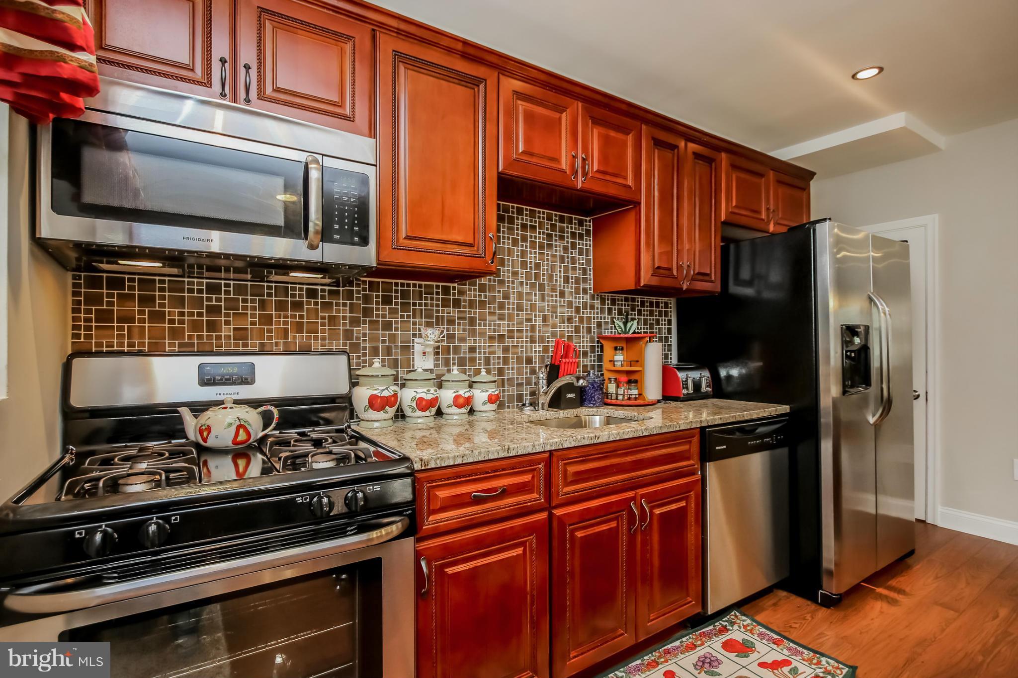 RAMBLEWOOD - Residential