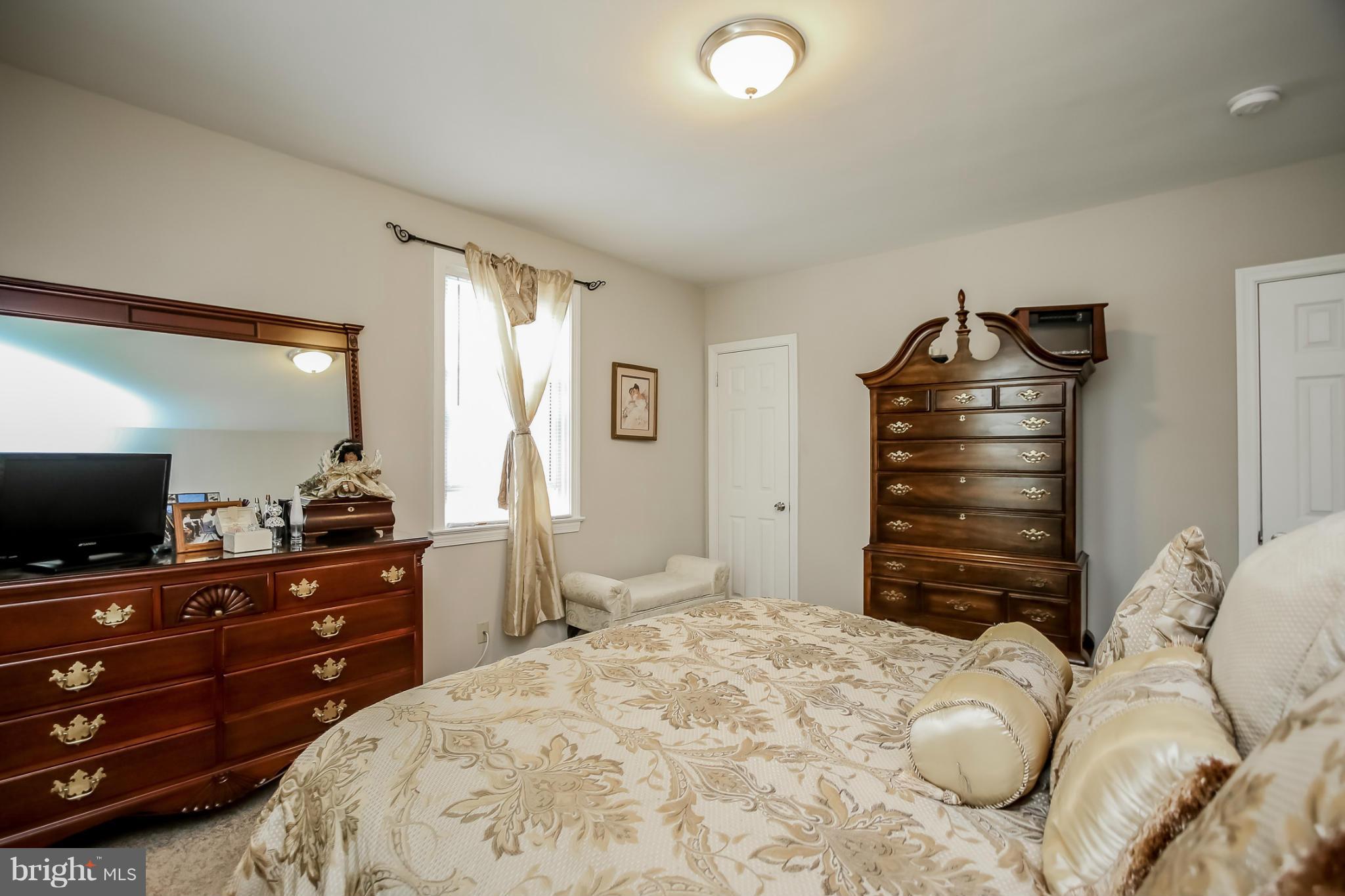 RAMBLEWOOD - Residential