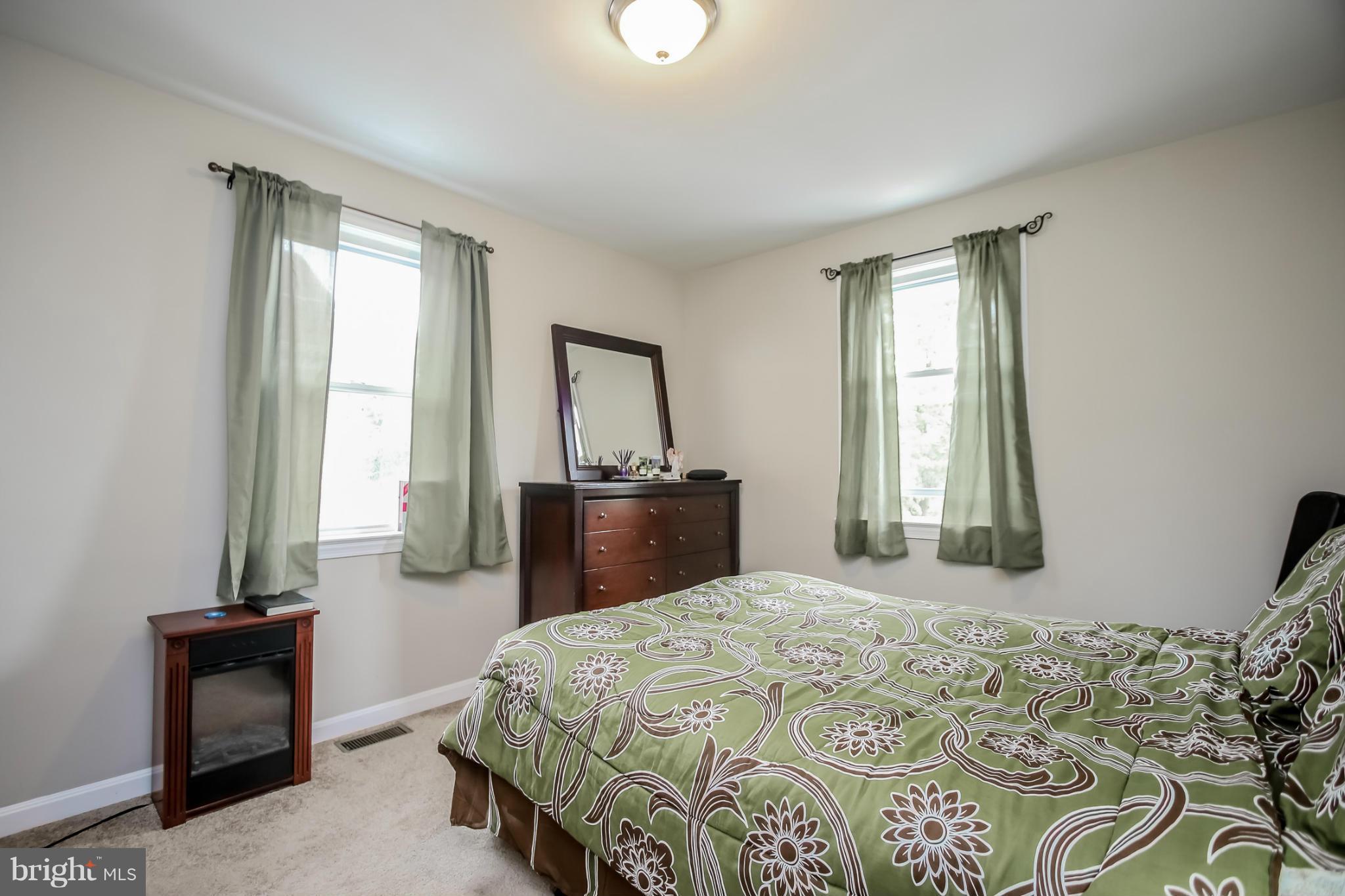 RAMBLEWOOD - Residential