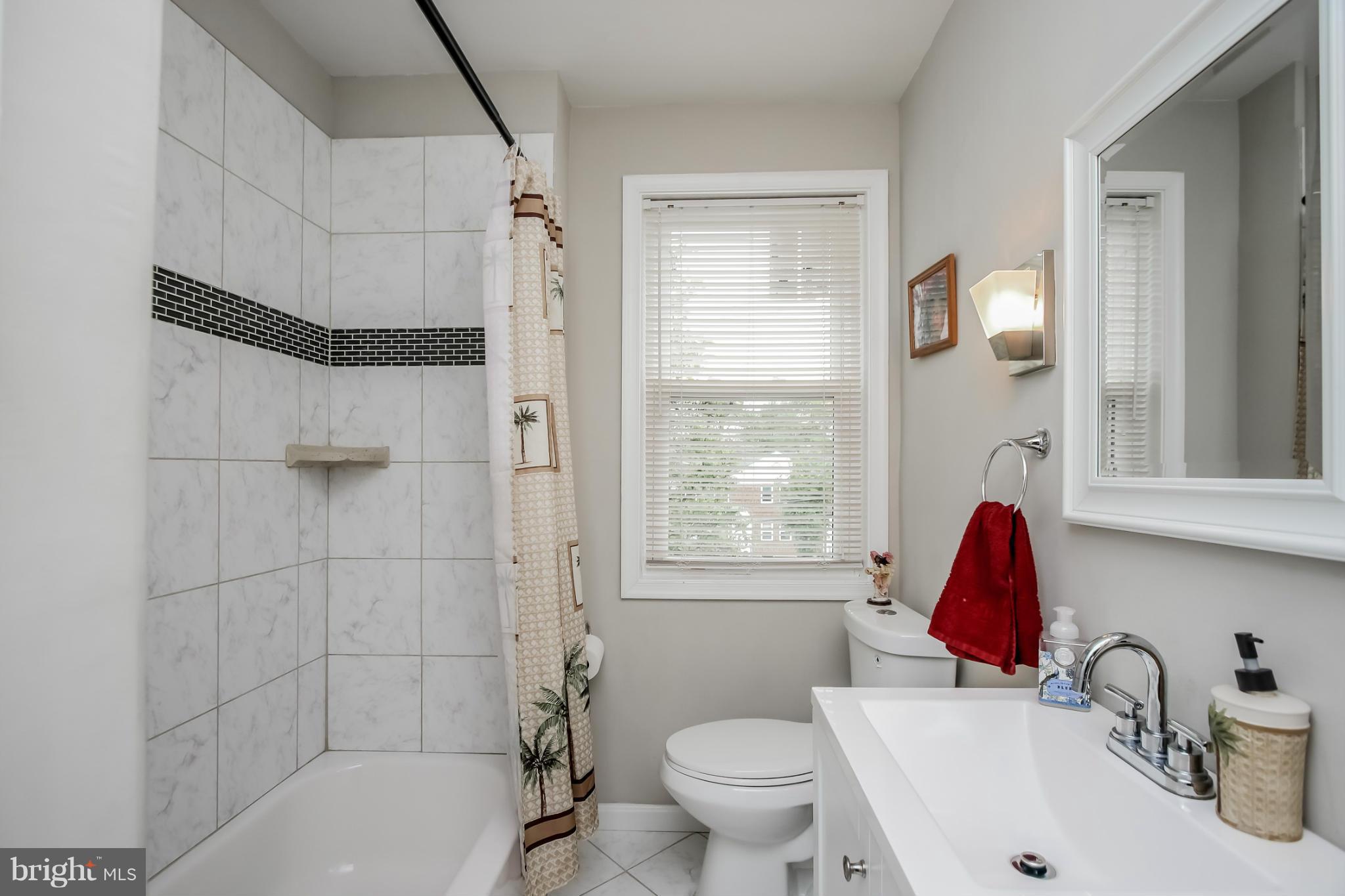 RAMBLEWOOD - Residential