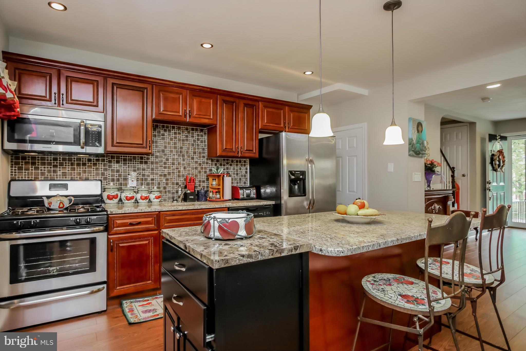 RAMBLEWOOD - Residential