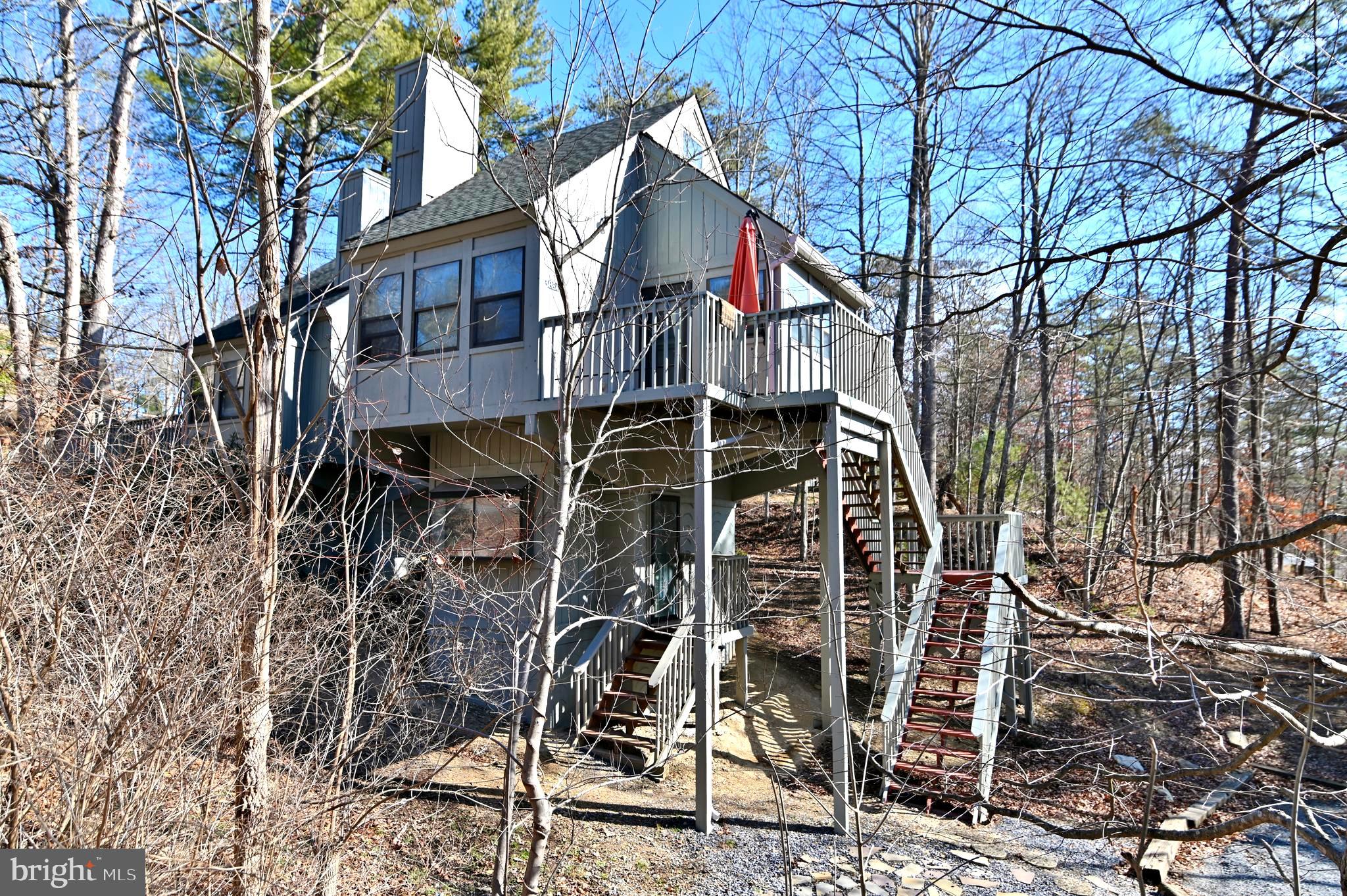 LAKEVIEW PEDESTAL HOMES - Residential