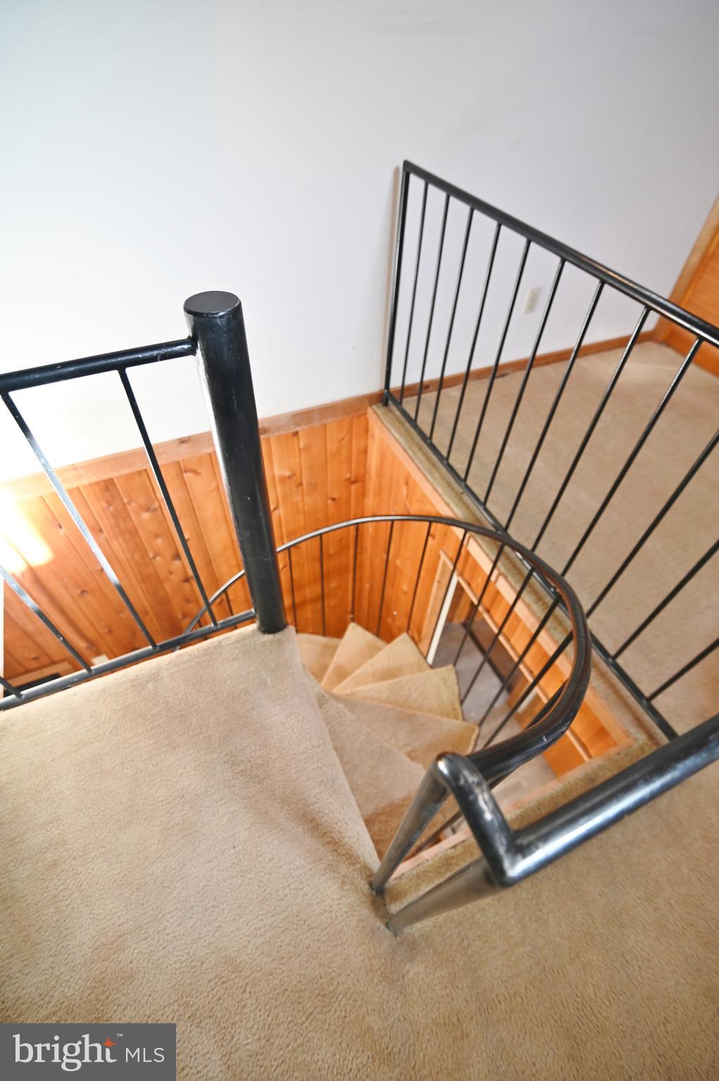 LAKEVIEW PEDESTAL HOMES - Residential