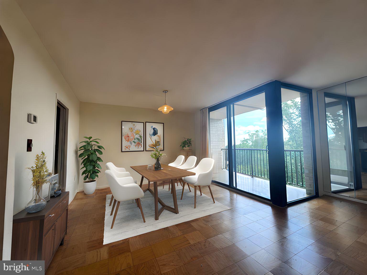 4242 E WEST HIGHWAY 618