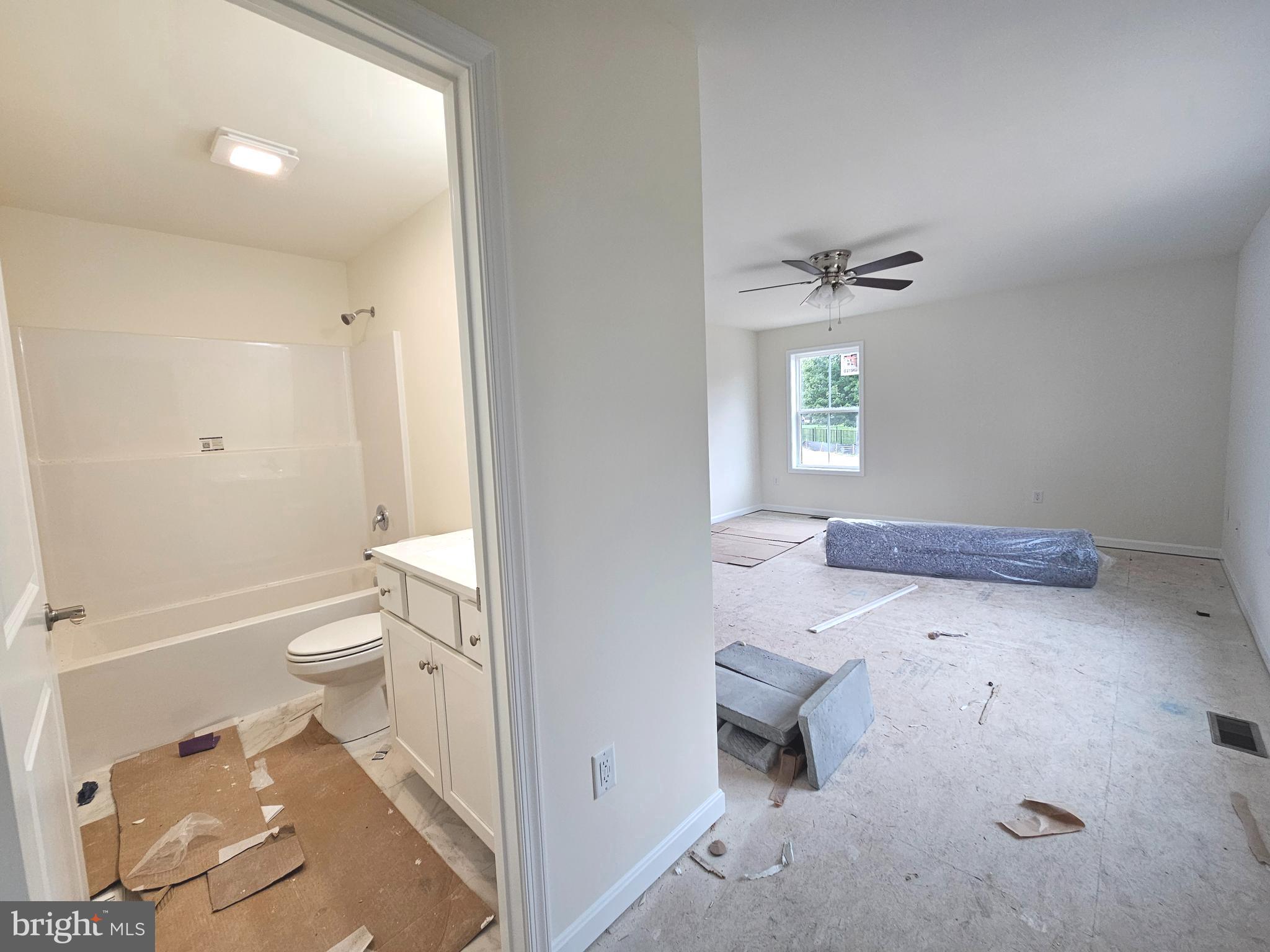 42 GLENOAK COURT