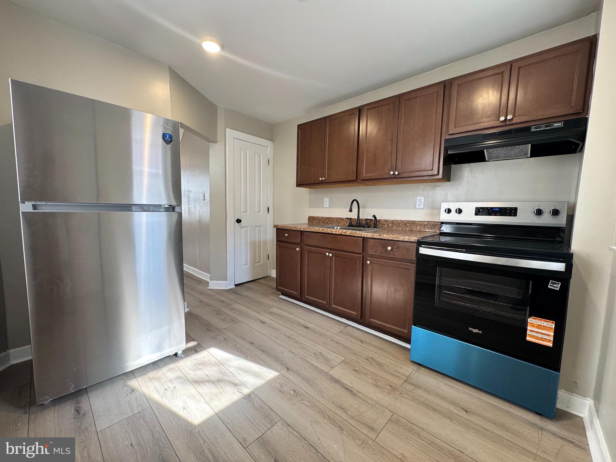 PORT RICHMOND - Residential