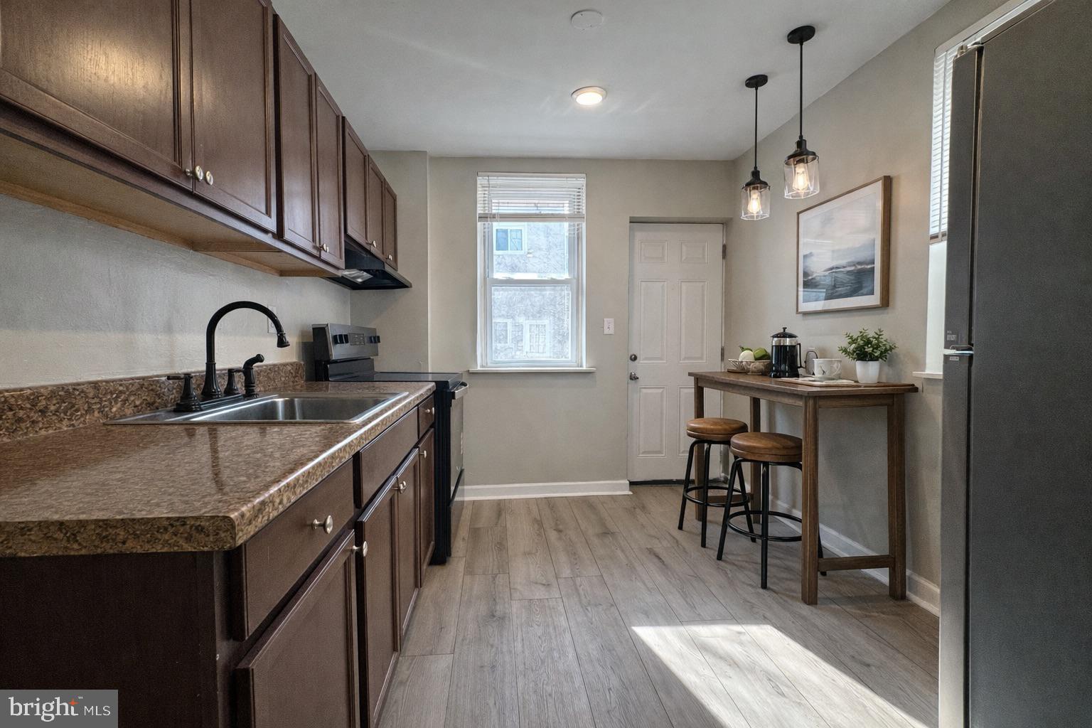 PORT RICHMOND - Residential