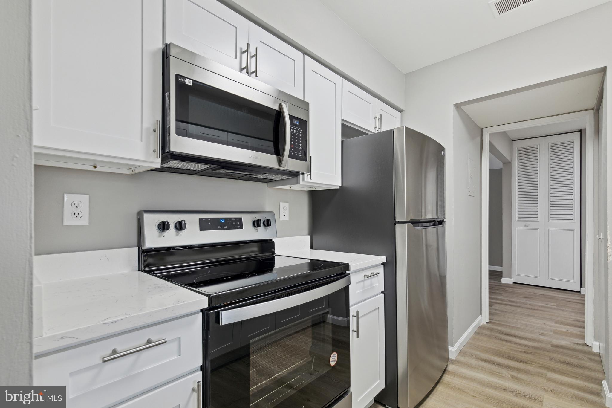 TOPFIELD - Residential