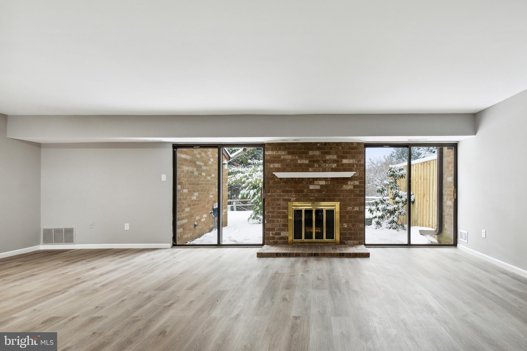 TOPFIELD - Residential