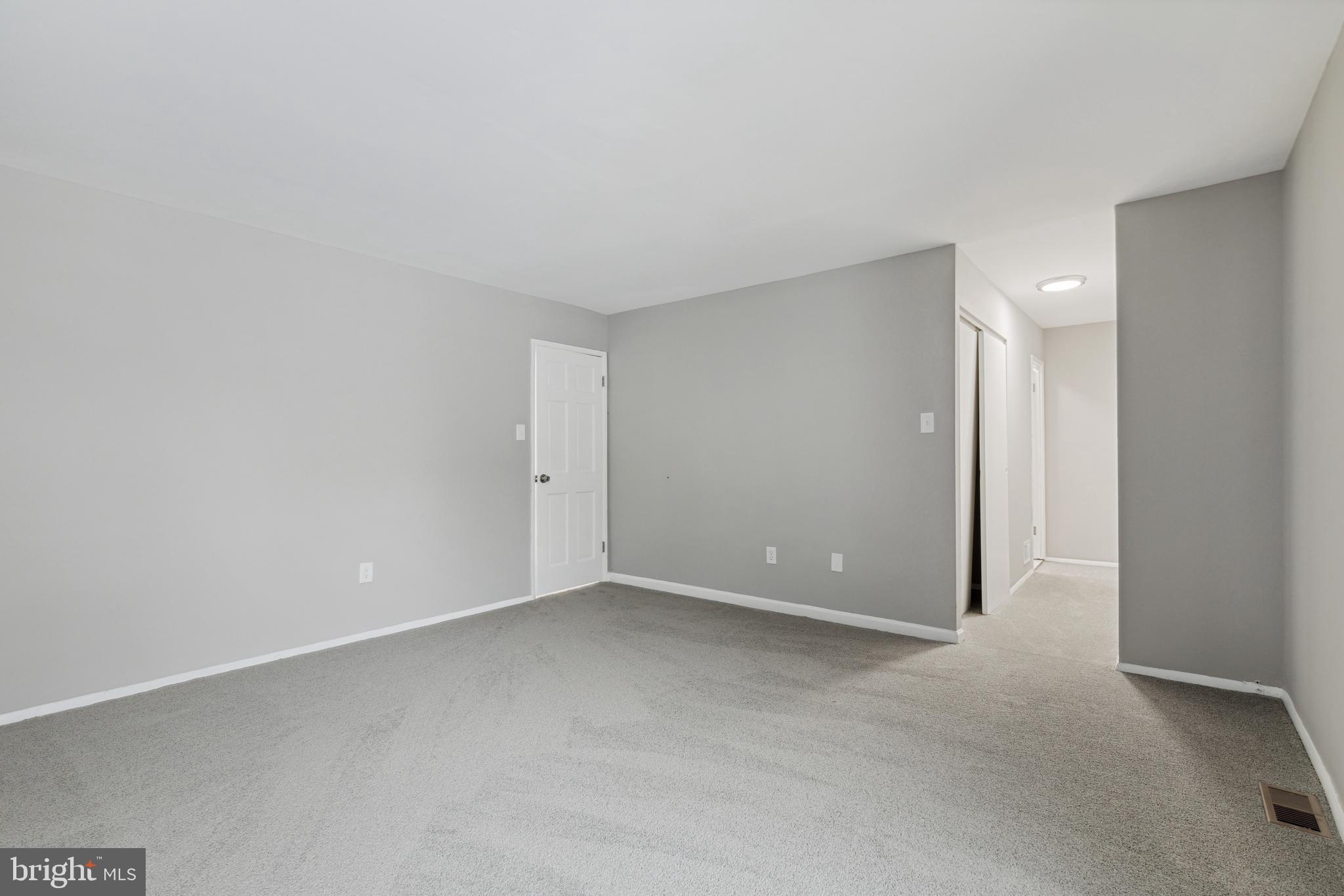 TOPFIELD - Residential