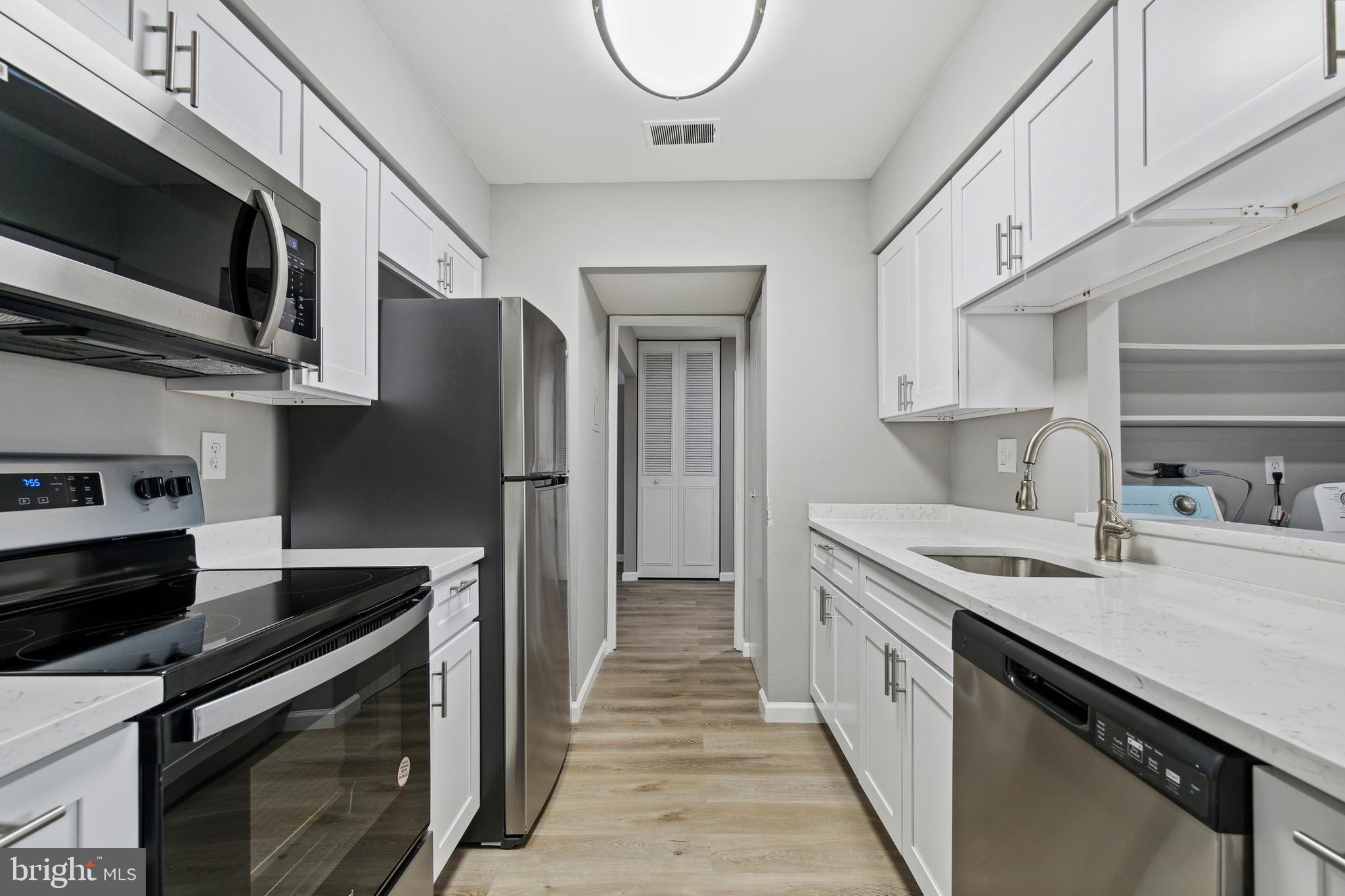 TOPFIELD - Residential