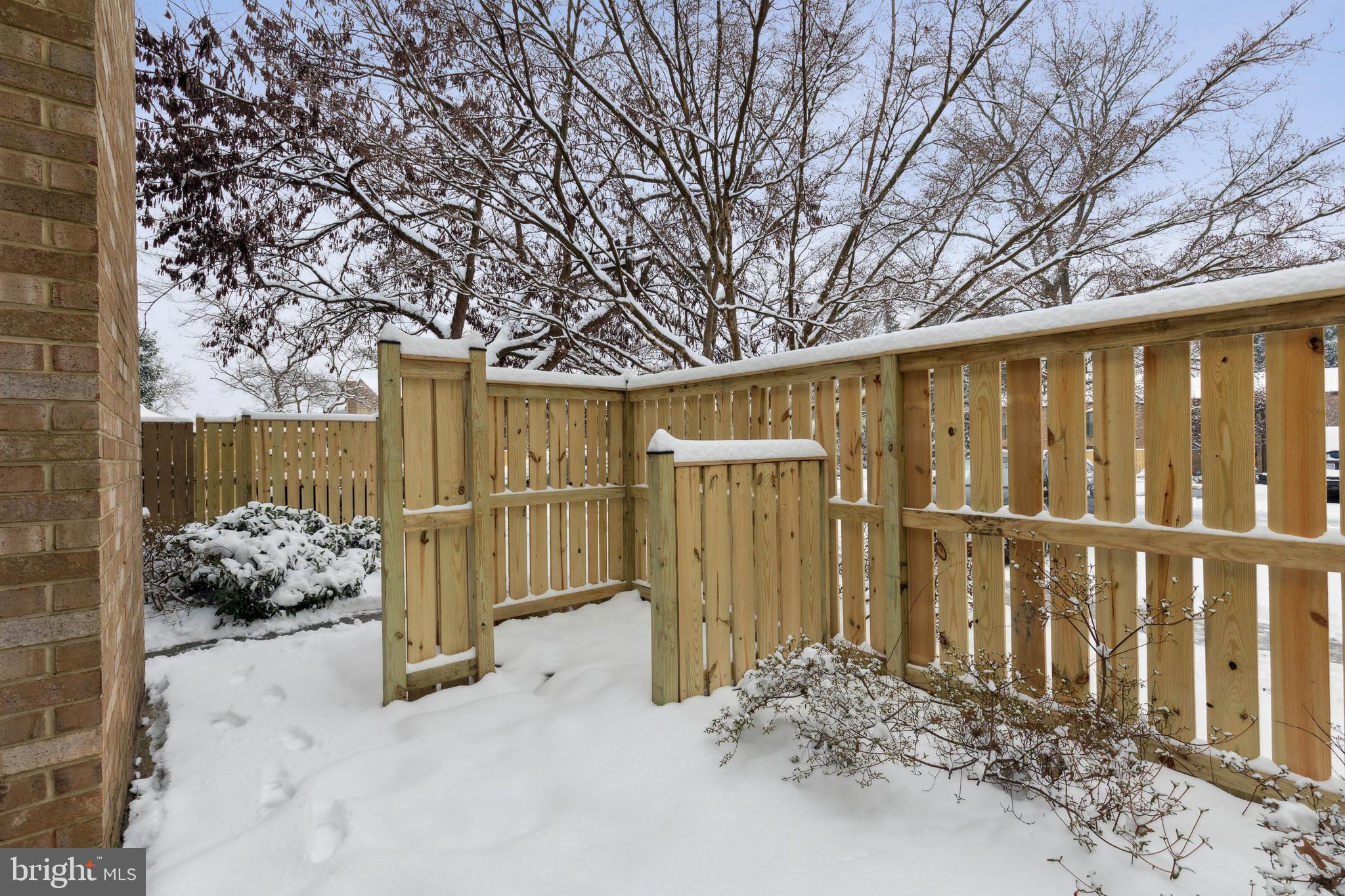 TOPFIELD - Residential