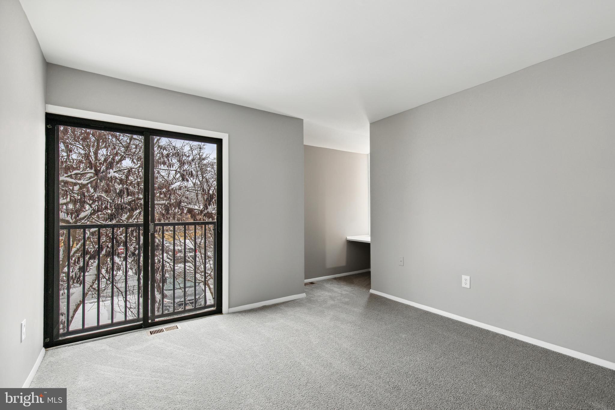 TOPFIELD - Residential