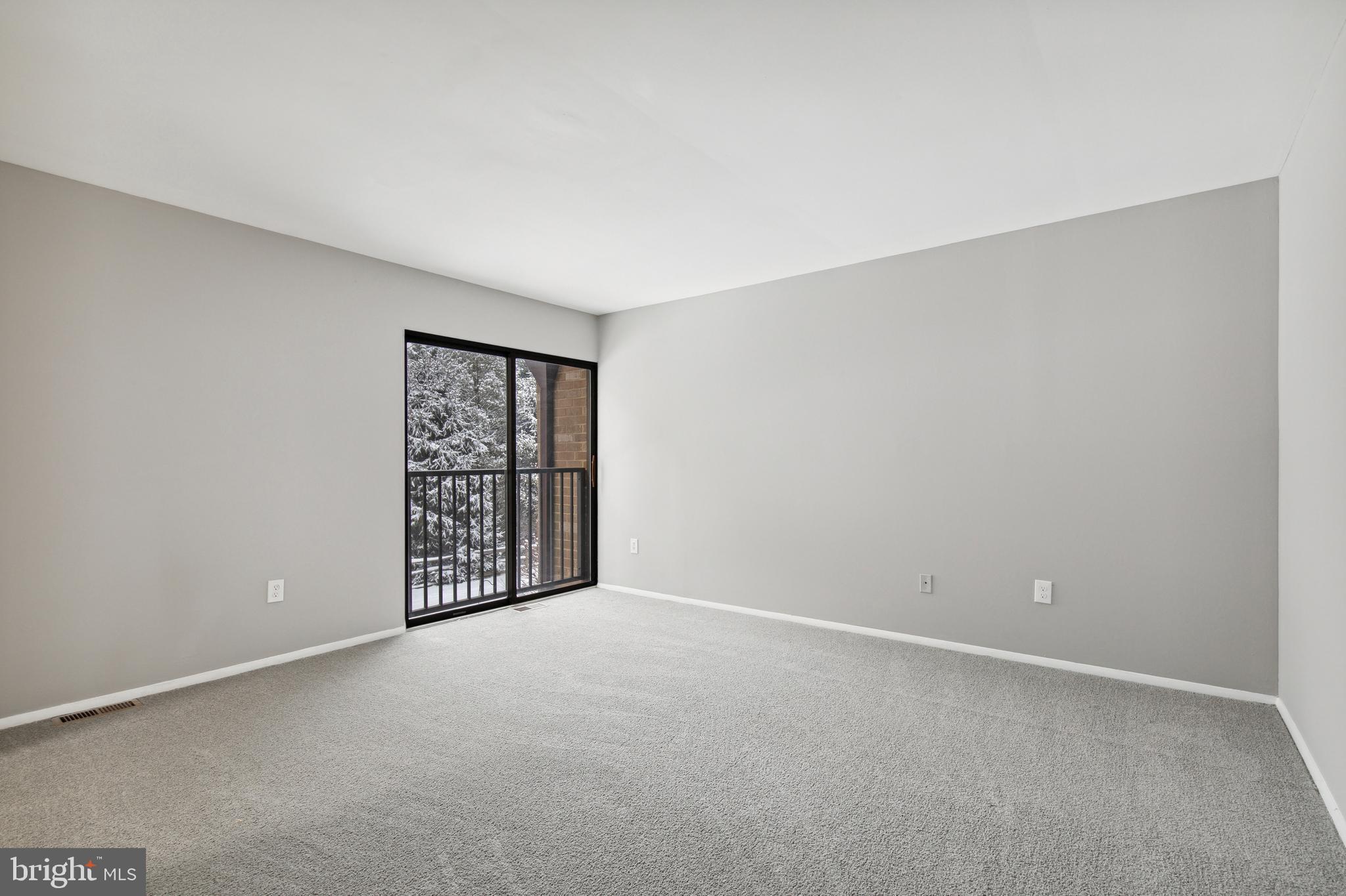 TOPFIELD - Residential