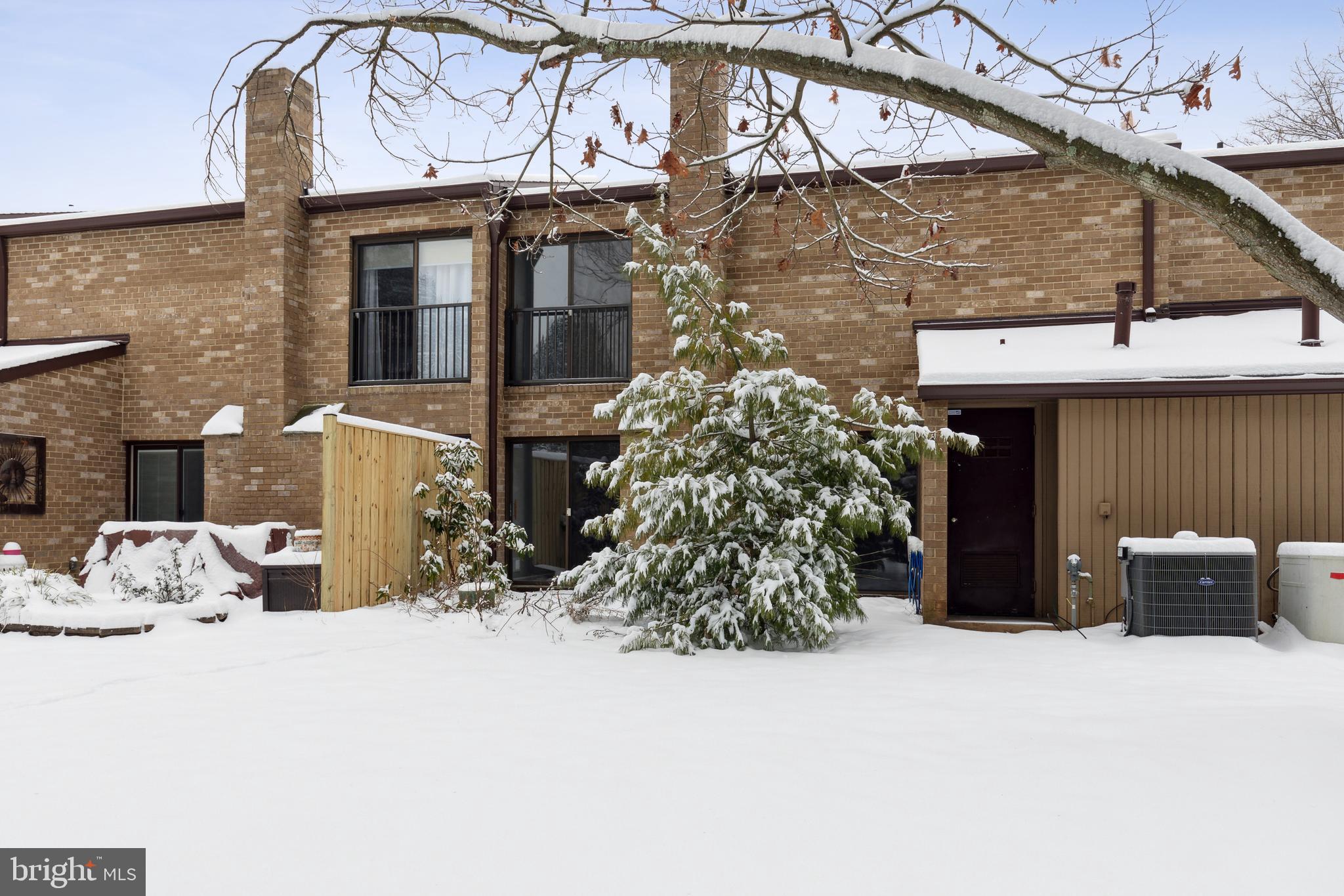 TOPFIELD - Residential