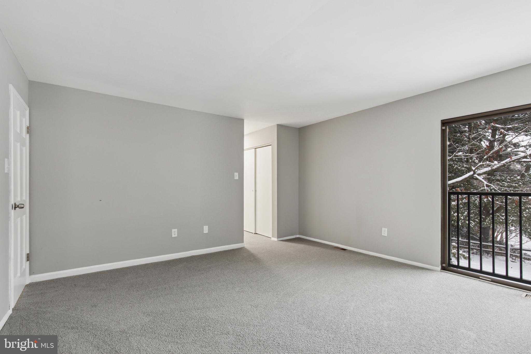 TOPFIELD - Residential