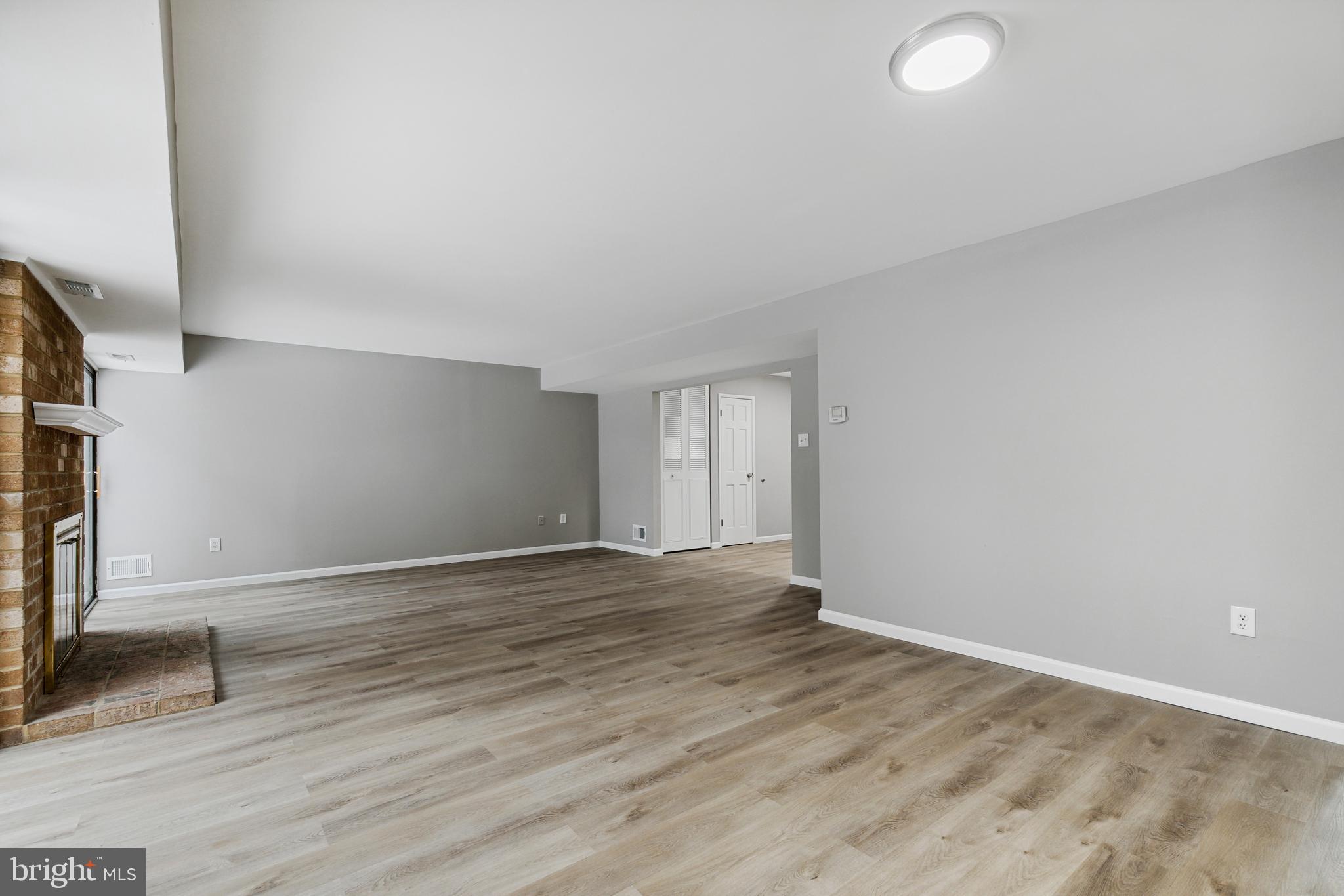 TOPFIELD - Residential