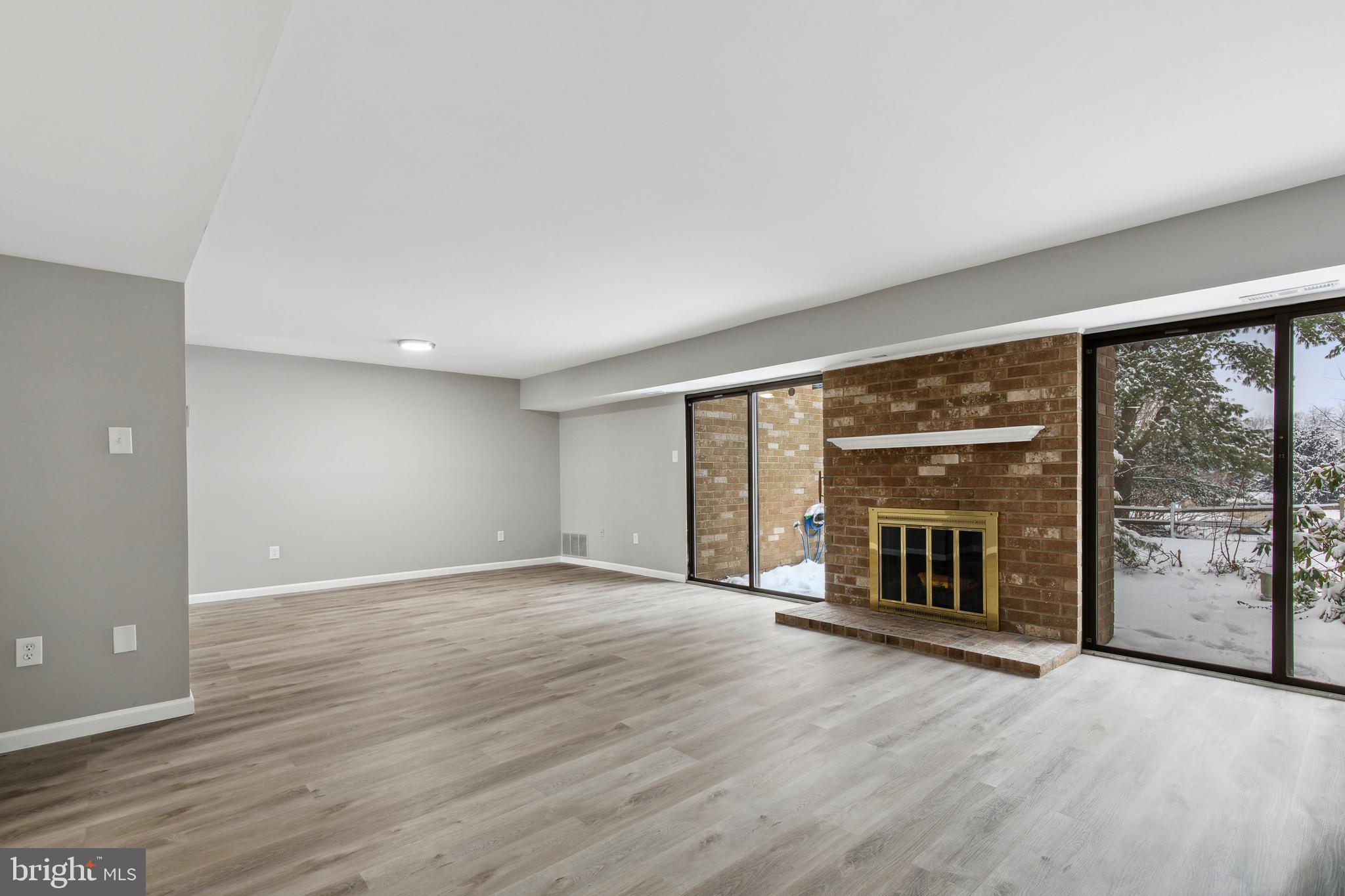 TOPFIELD - Residential