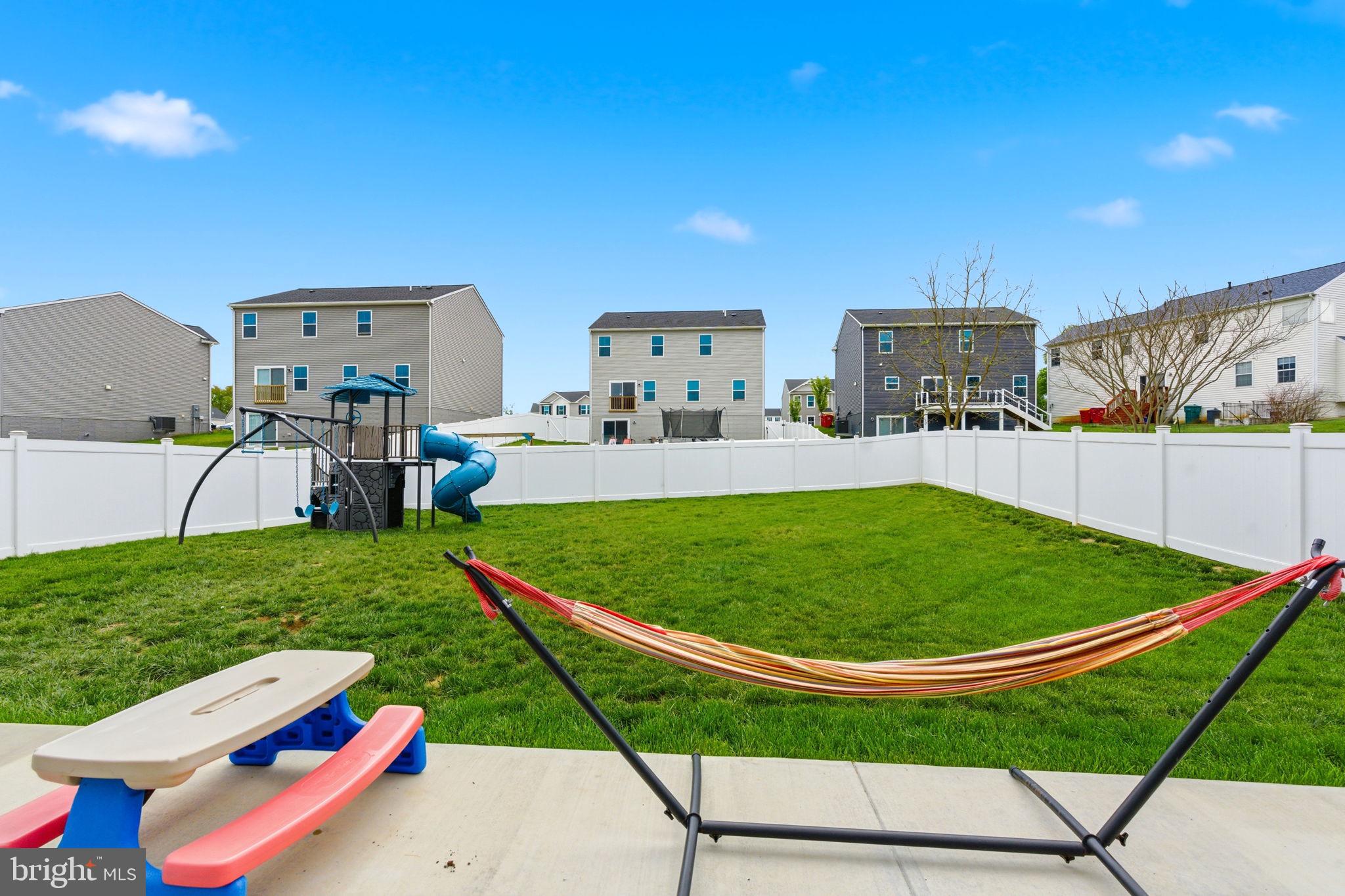 LIBERTY RUN - Residential