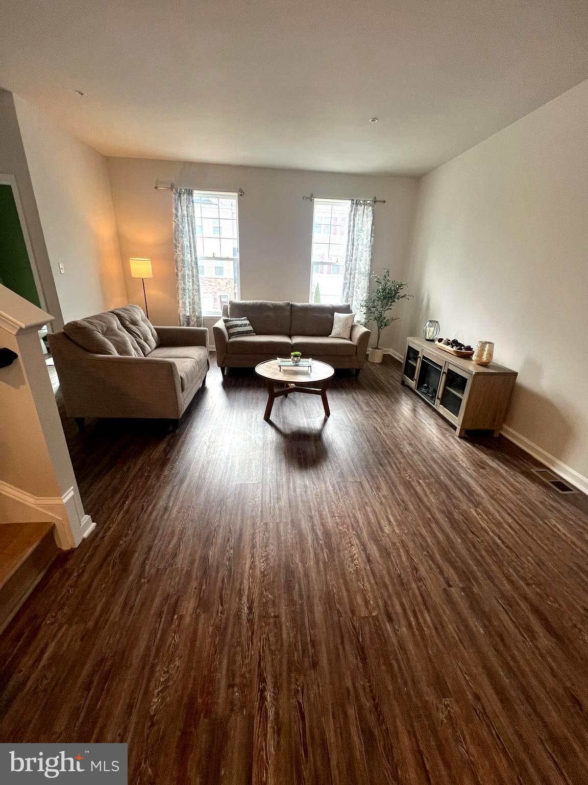 PARKSIDE - Residential