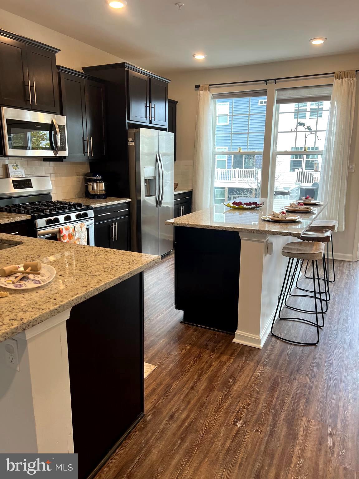 PARKSIDE - Residential