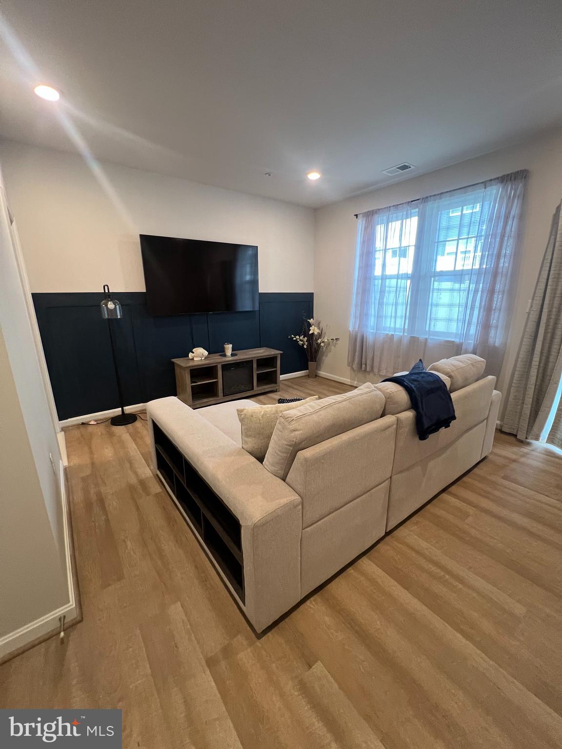 PARKSIDE - Residential