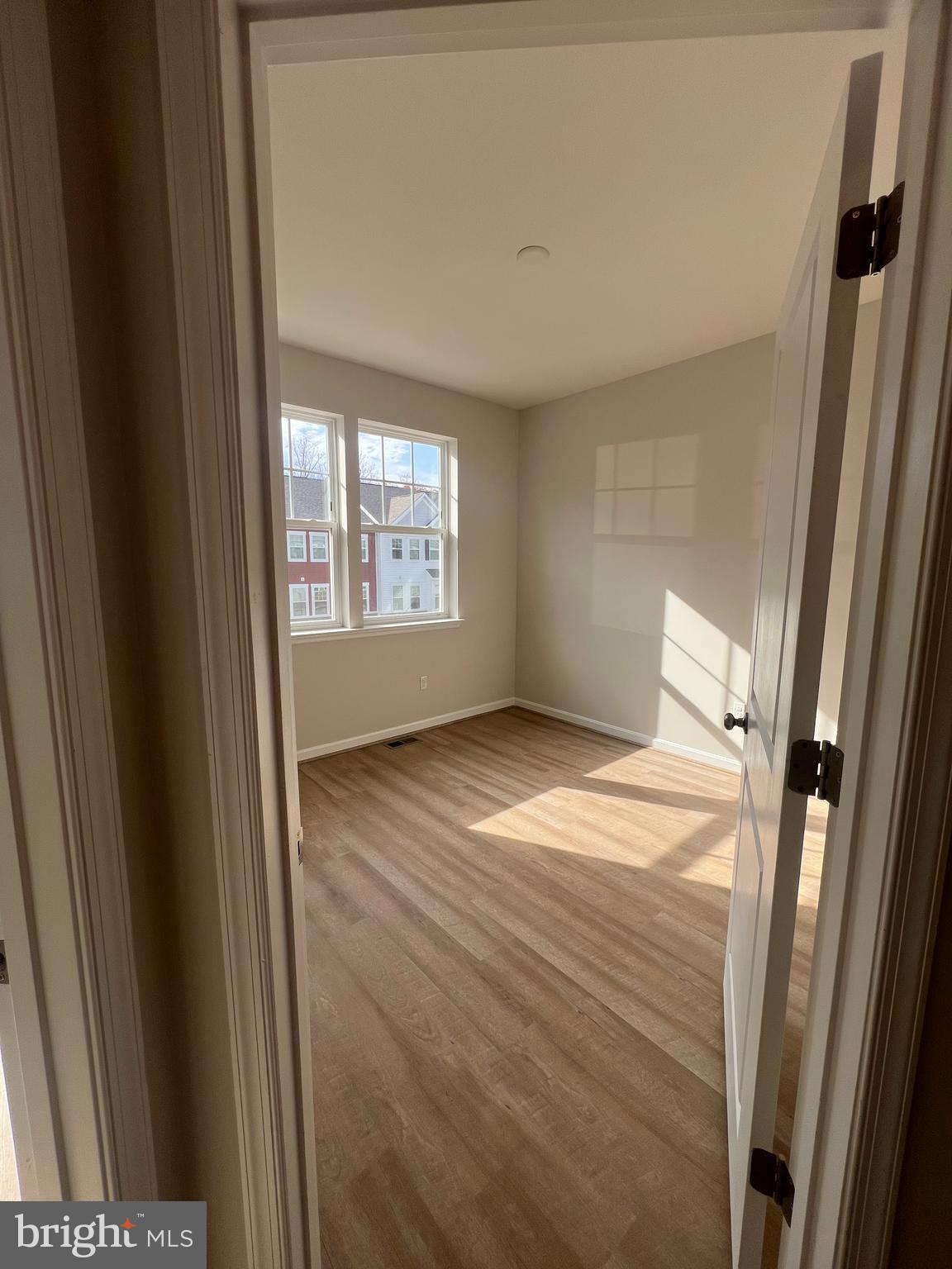 PARKSIDE - Residential