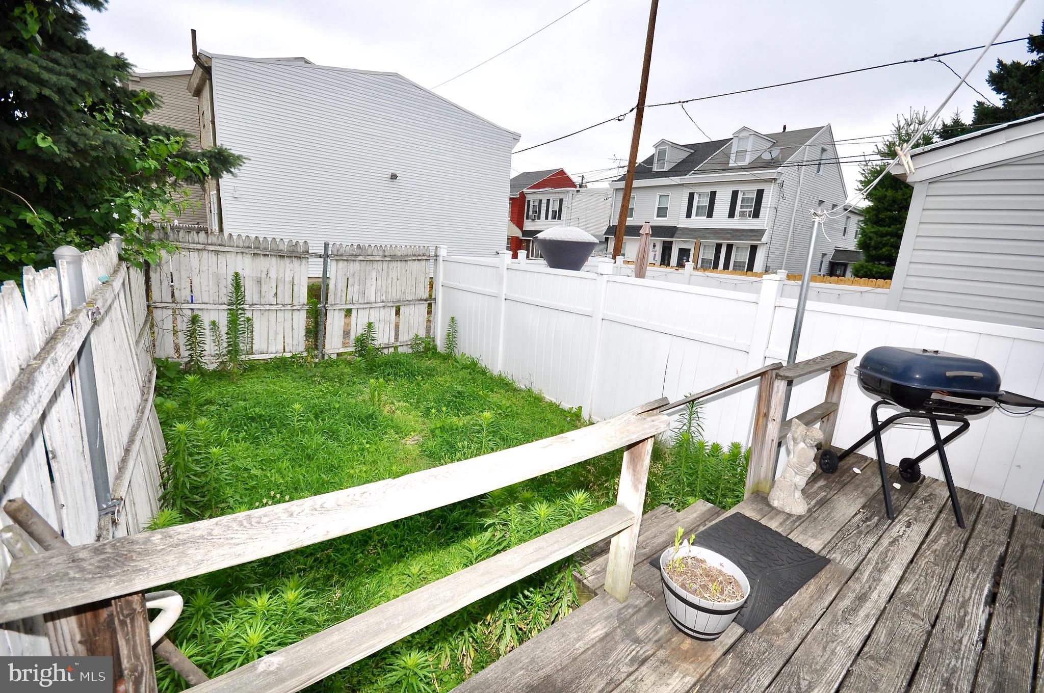 BRIDESBURG - Residential