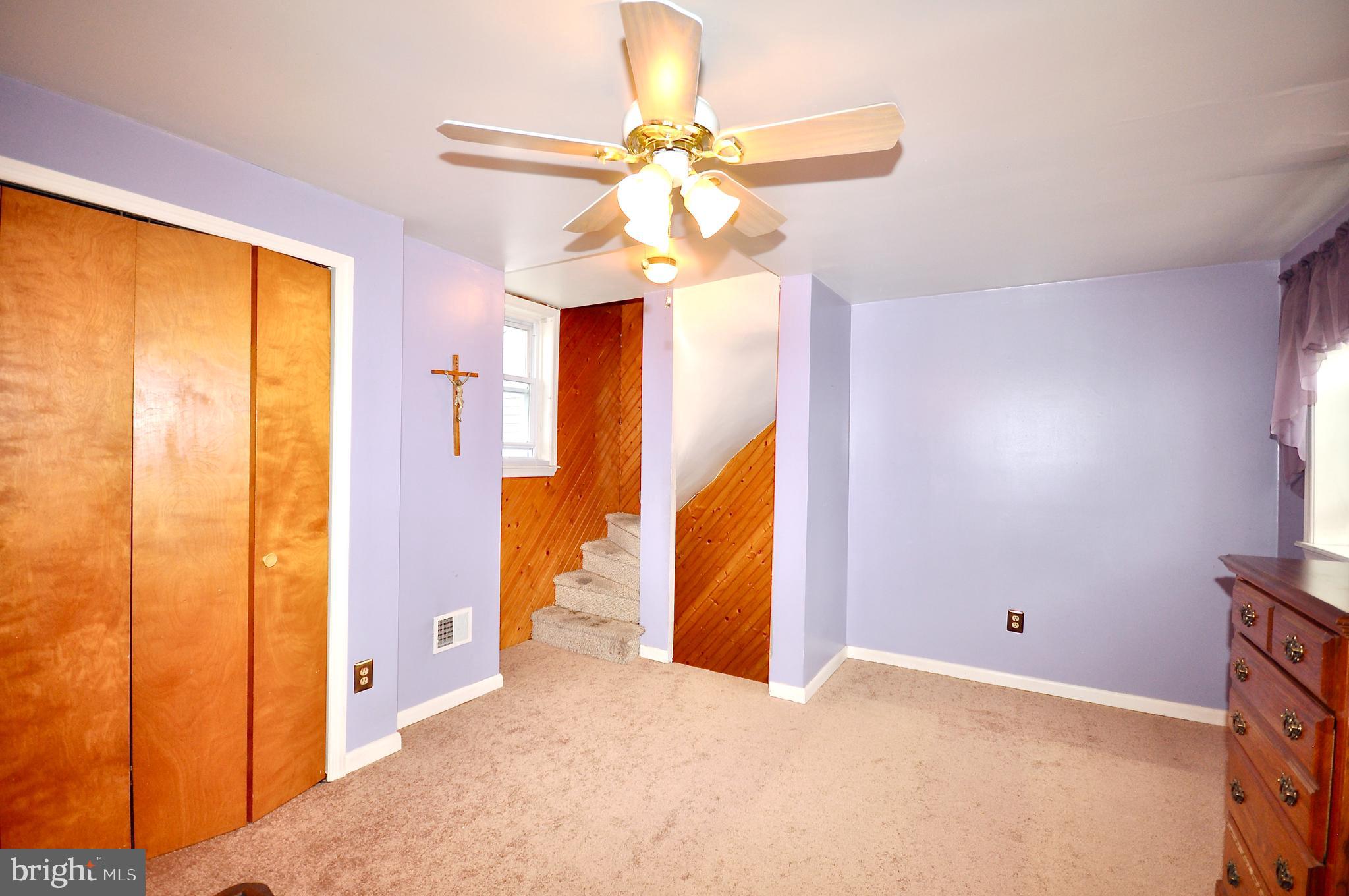 BRIDESBURG - Residential