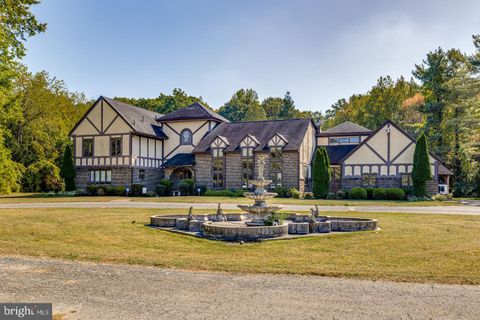 Photo of 740 Garwood Road, MOORESTOWN, NJ 08057 (MLS # NJBL2094626)