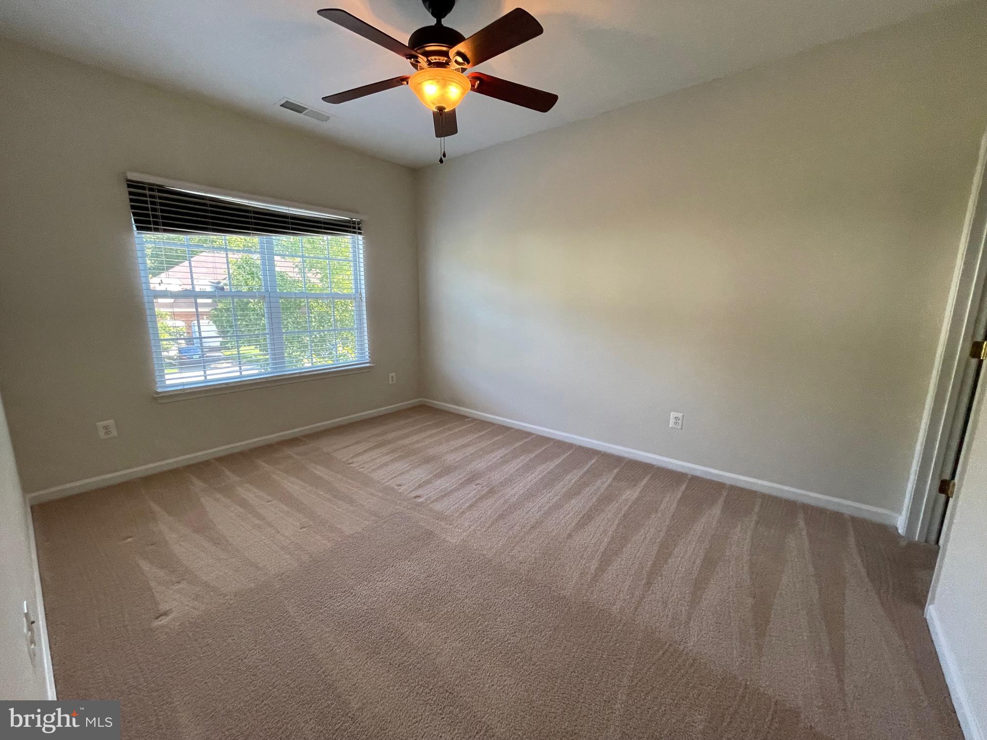 DAHLIA PARK OF WILDEWOOD - Residential Lease