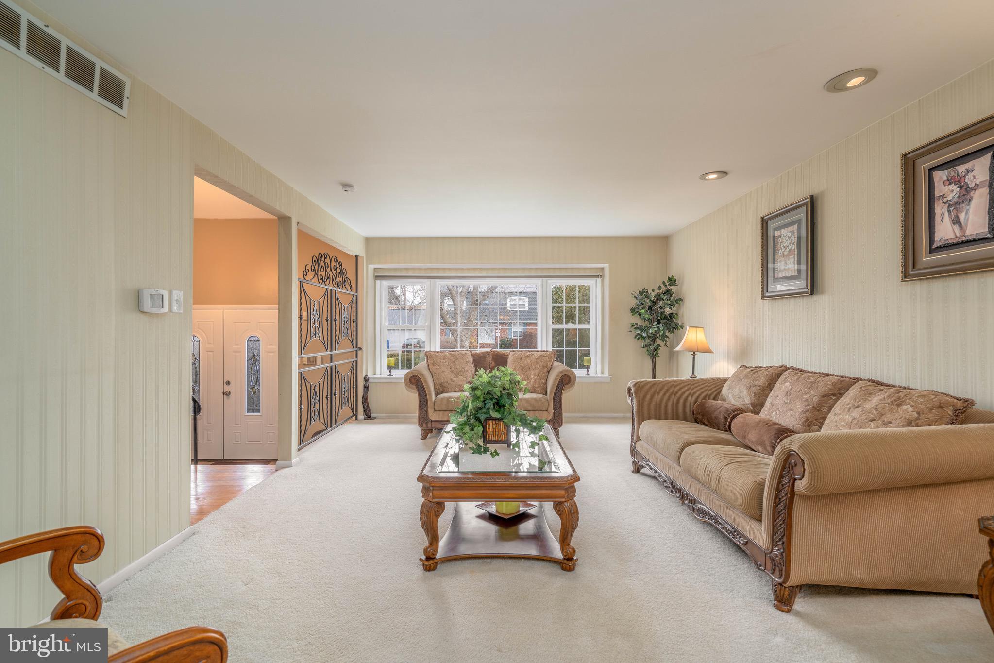 1132 SEA GULL LANE