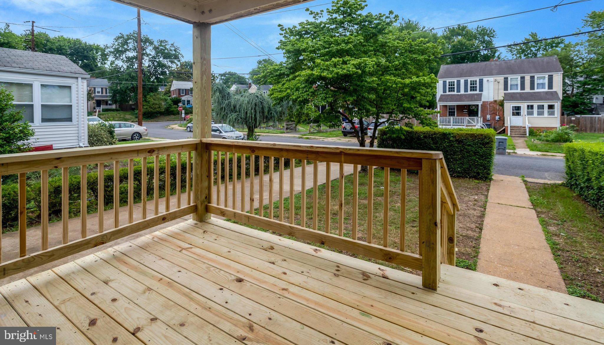 5926 EDGEHILL COURT