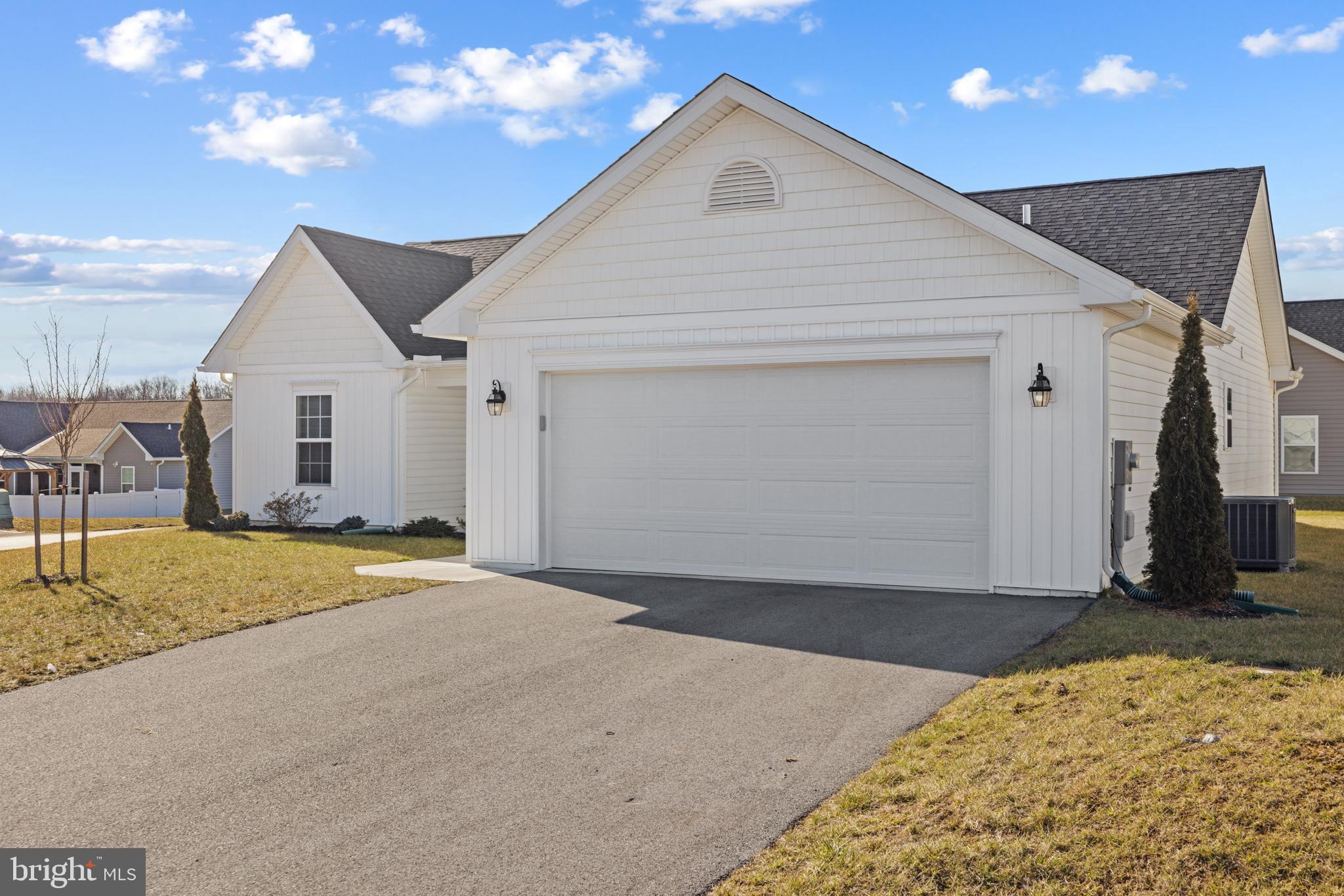 BRIDLE CREEK - Residential