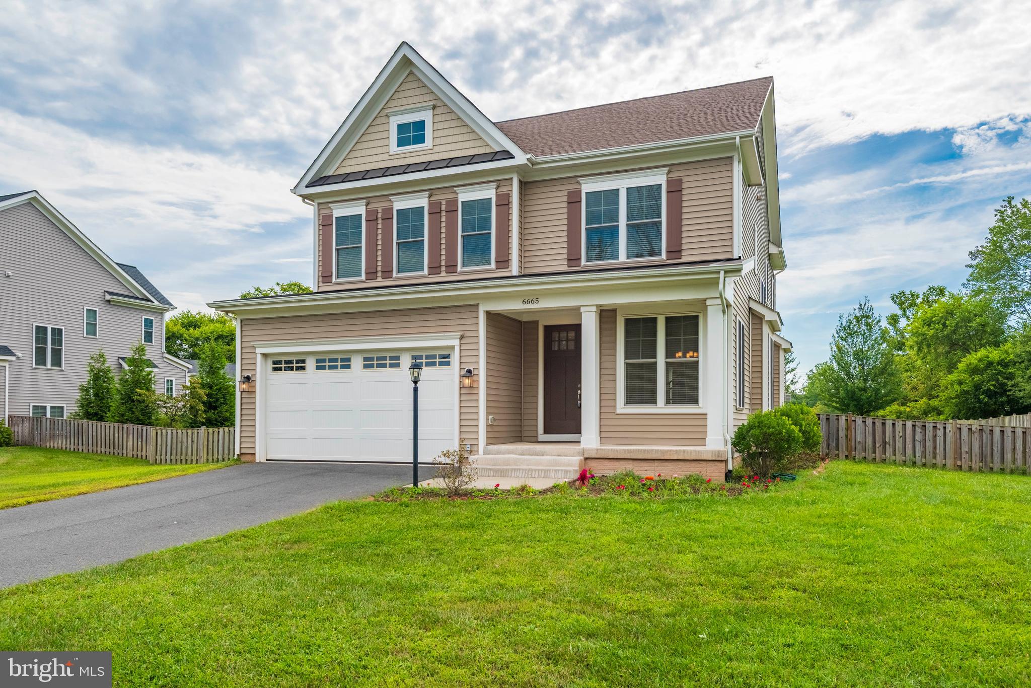 HAYMARKET TOWN - Residential Lease