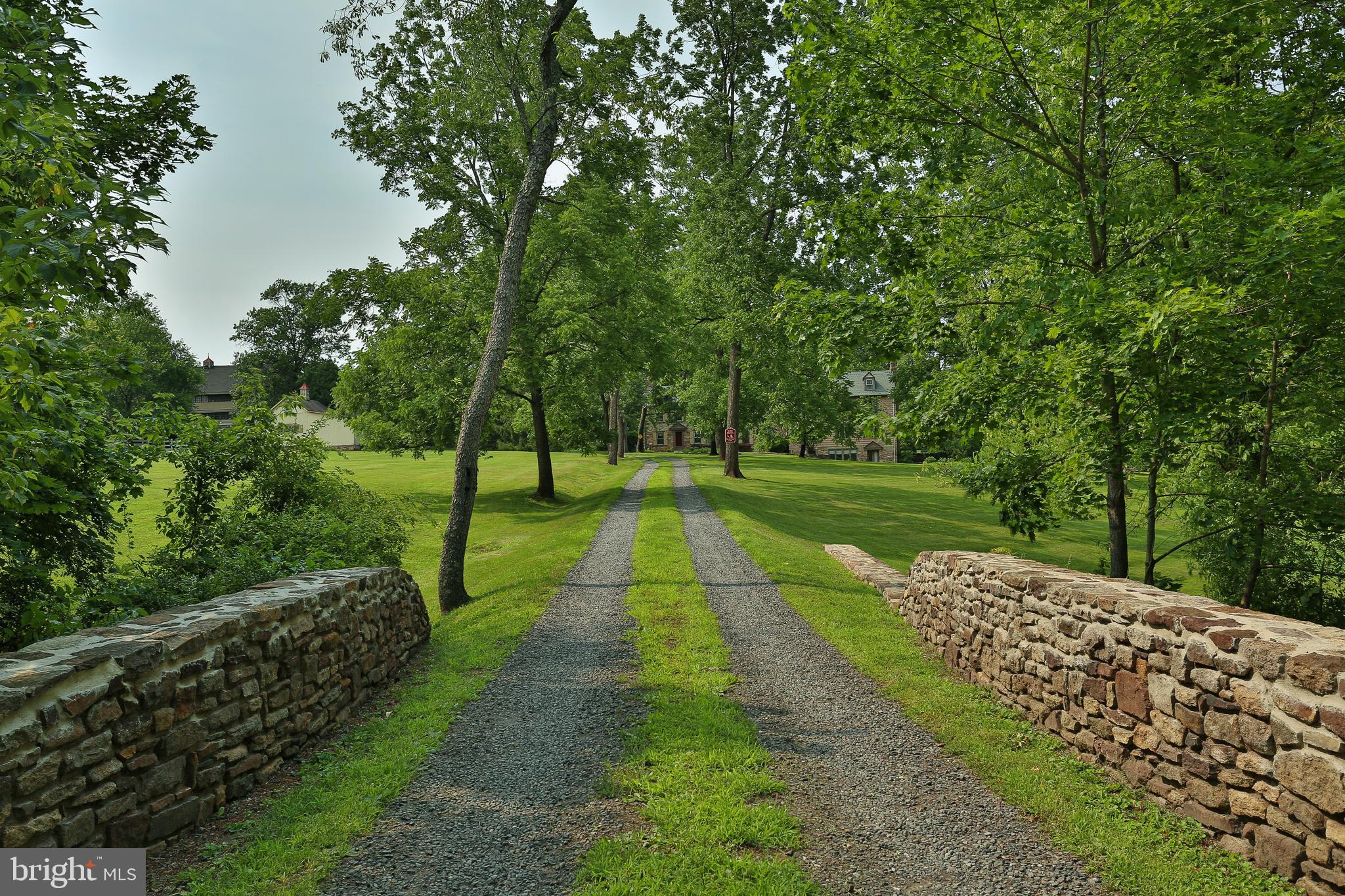 5792 CARVERSVILLE ROAD