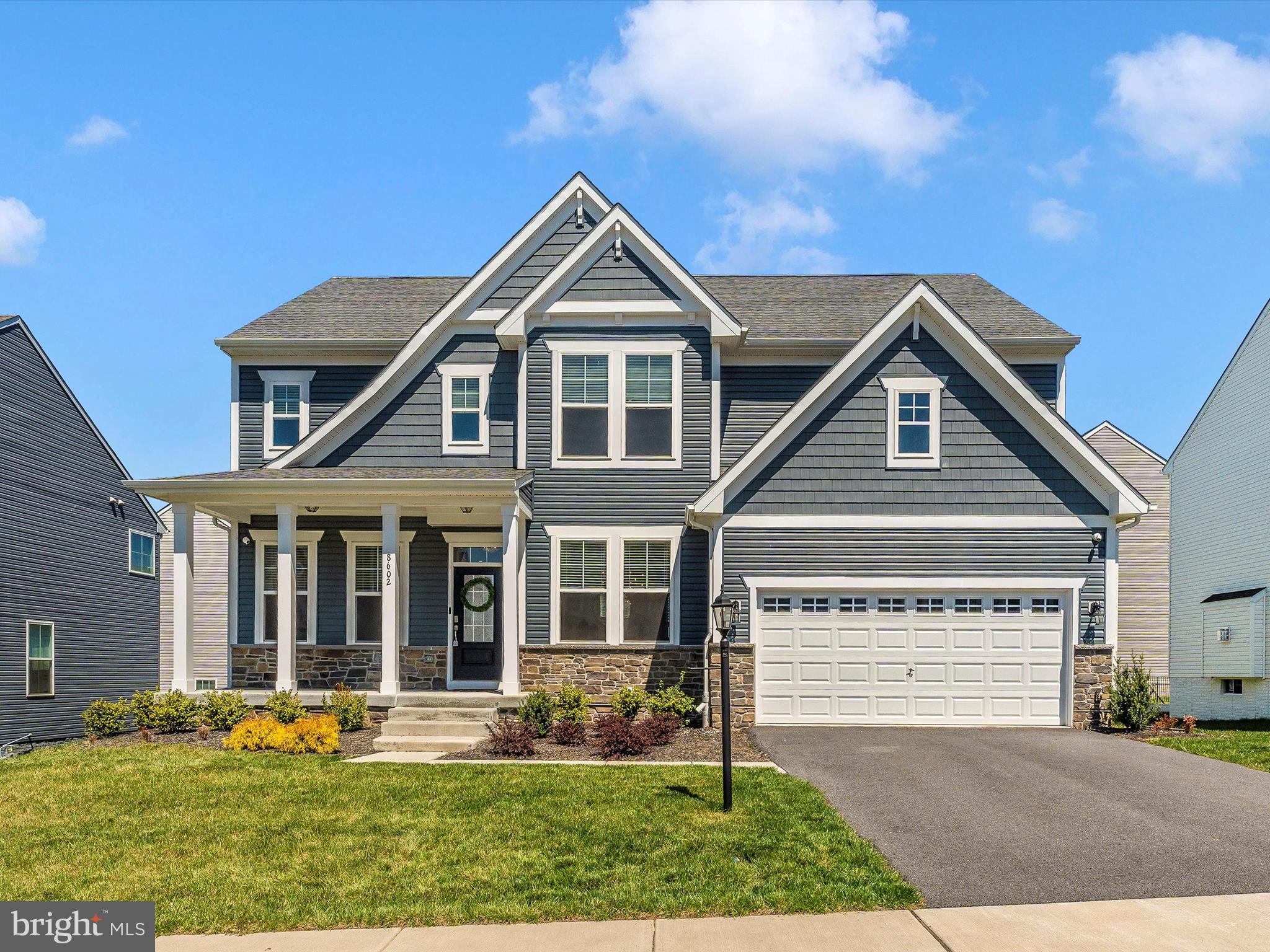 TALLYN RIDGE - Residential