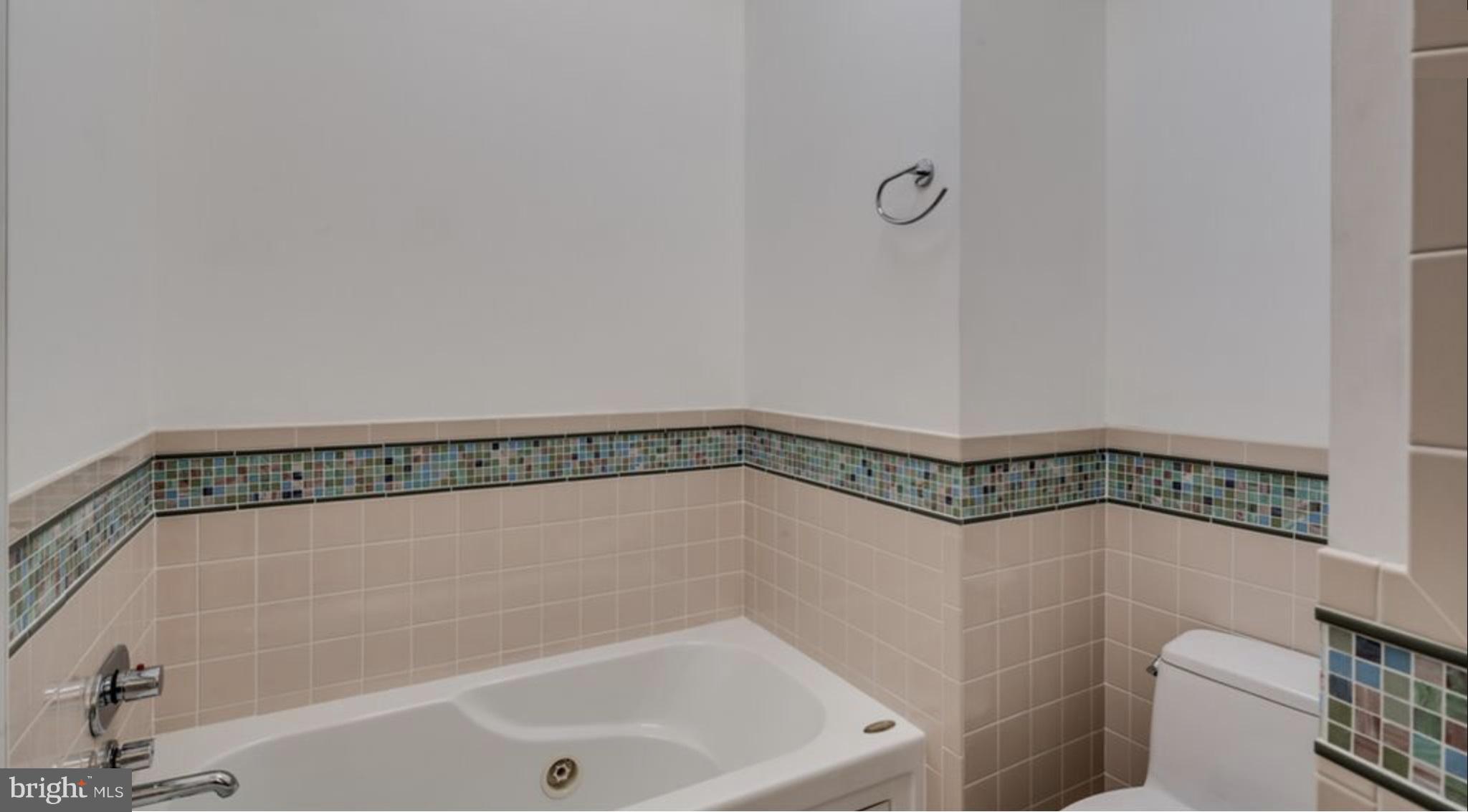 HIGHLANDTOWN - Residential