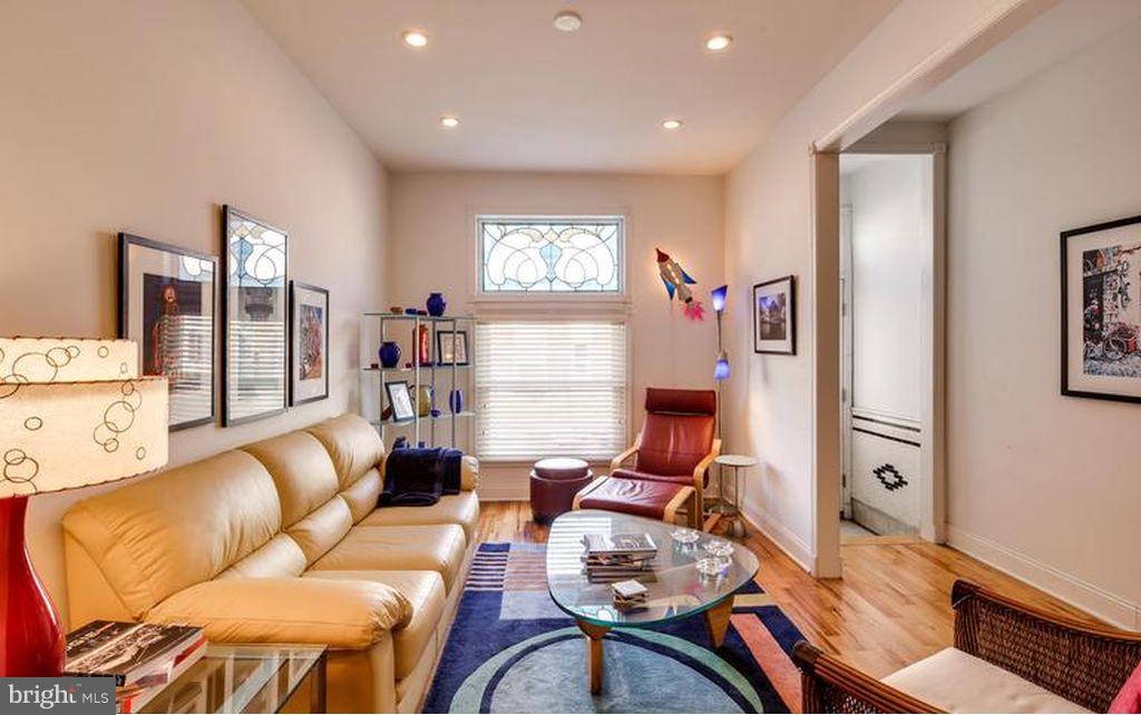 HIGHLANDTOWN - Residential