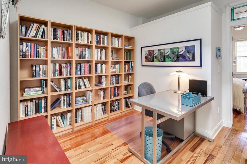 HIGHLANDTOWN - Residential