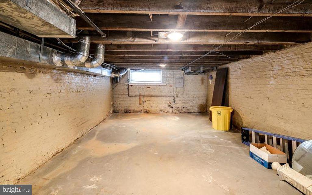 HIGHLANDTOWN - Residential