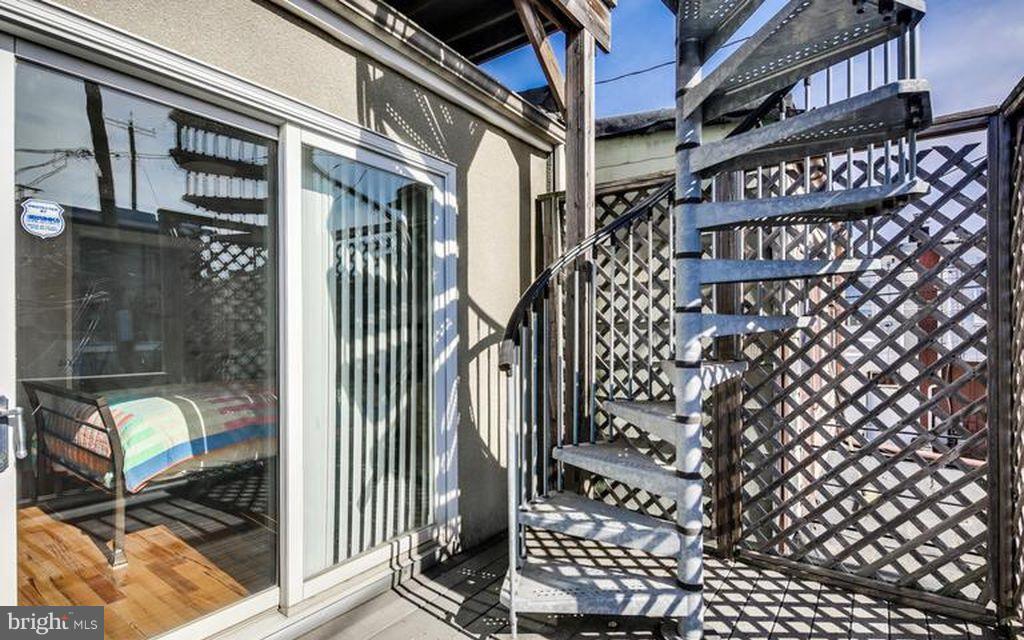 HIGHLANDTOWN - Residential