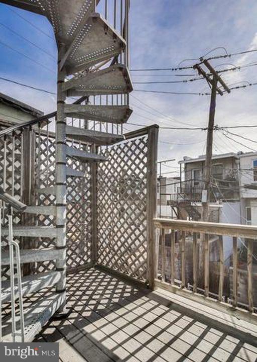 HIGHLANDTOWN - Residential