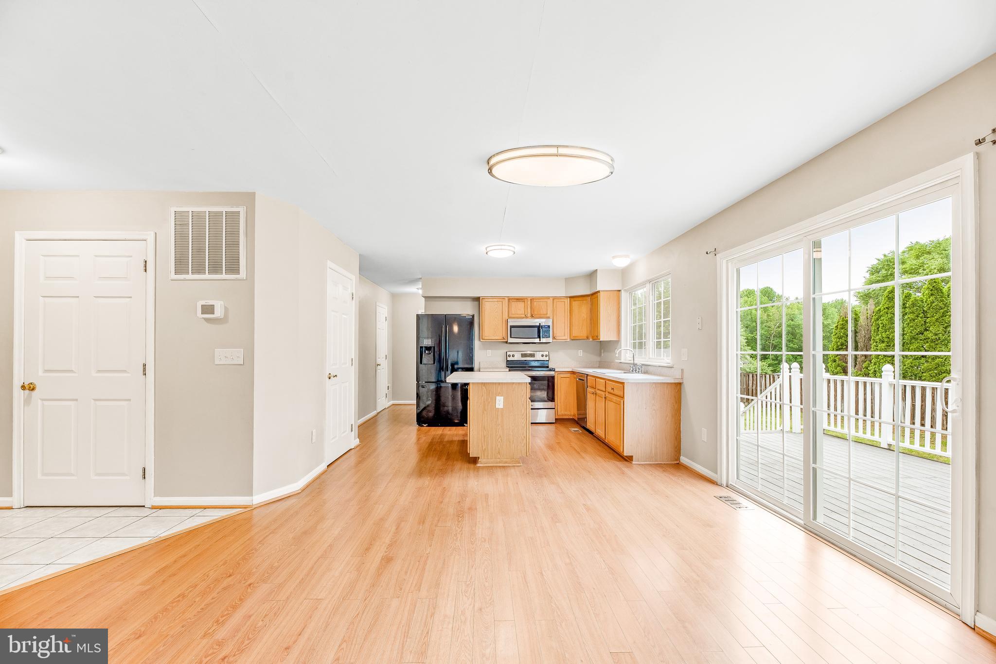 AMBER WOODE - Residential