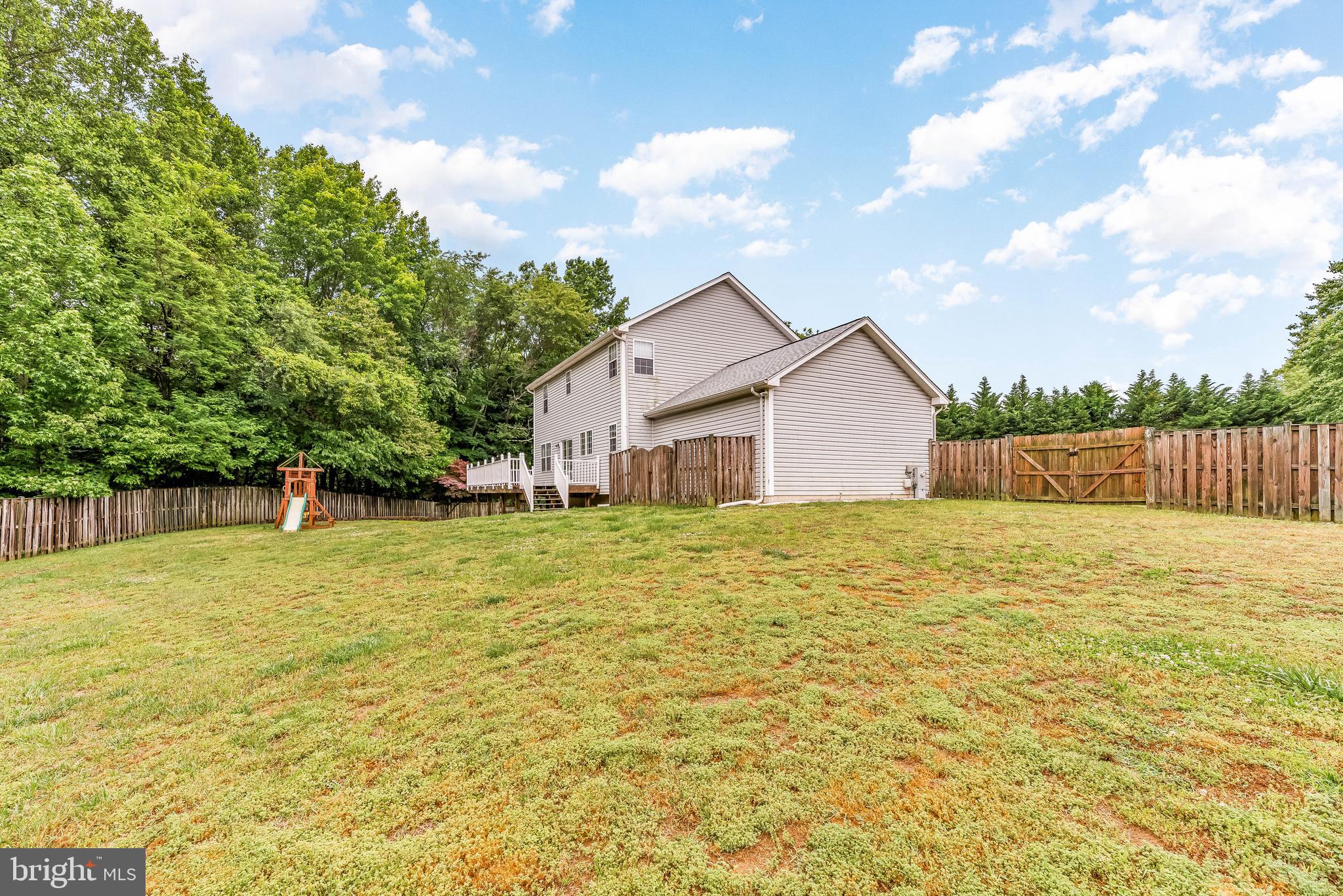 AMBER WOODE - Residential