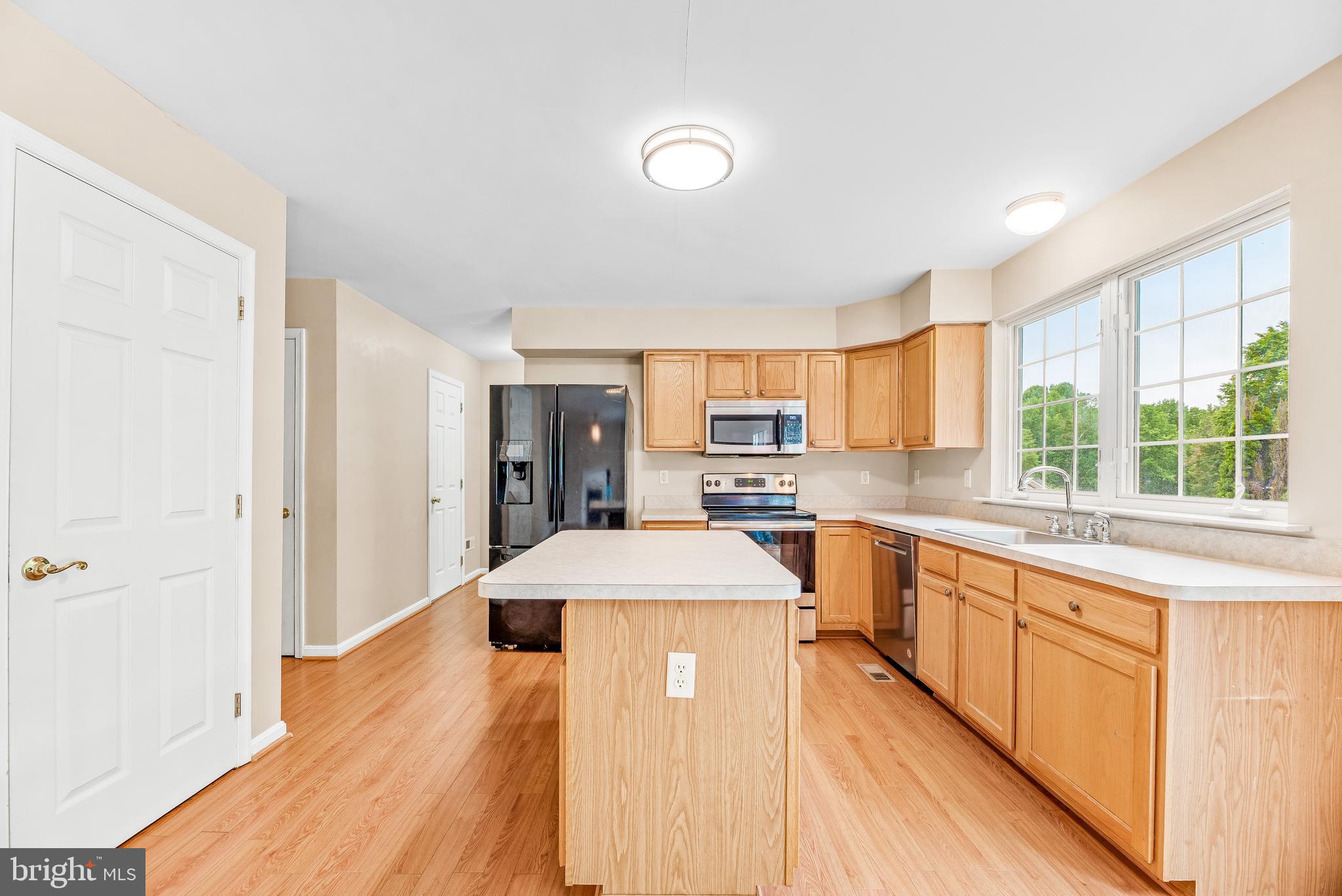 AMBER WOODE - Residential