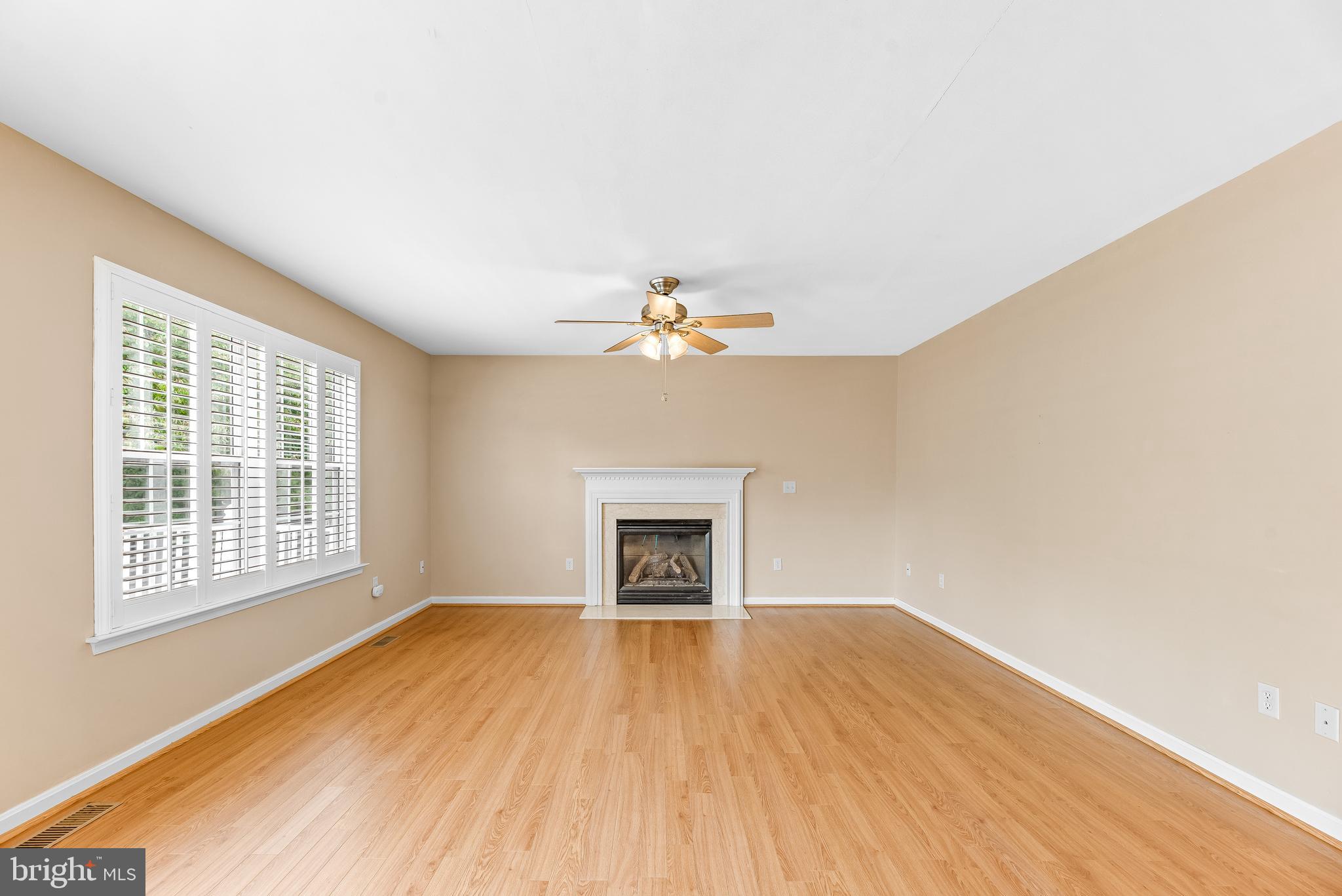 AMBER WOODE - Residential